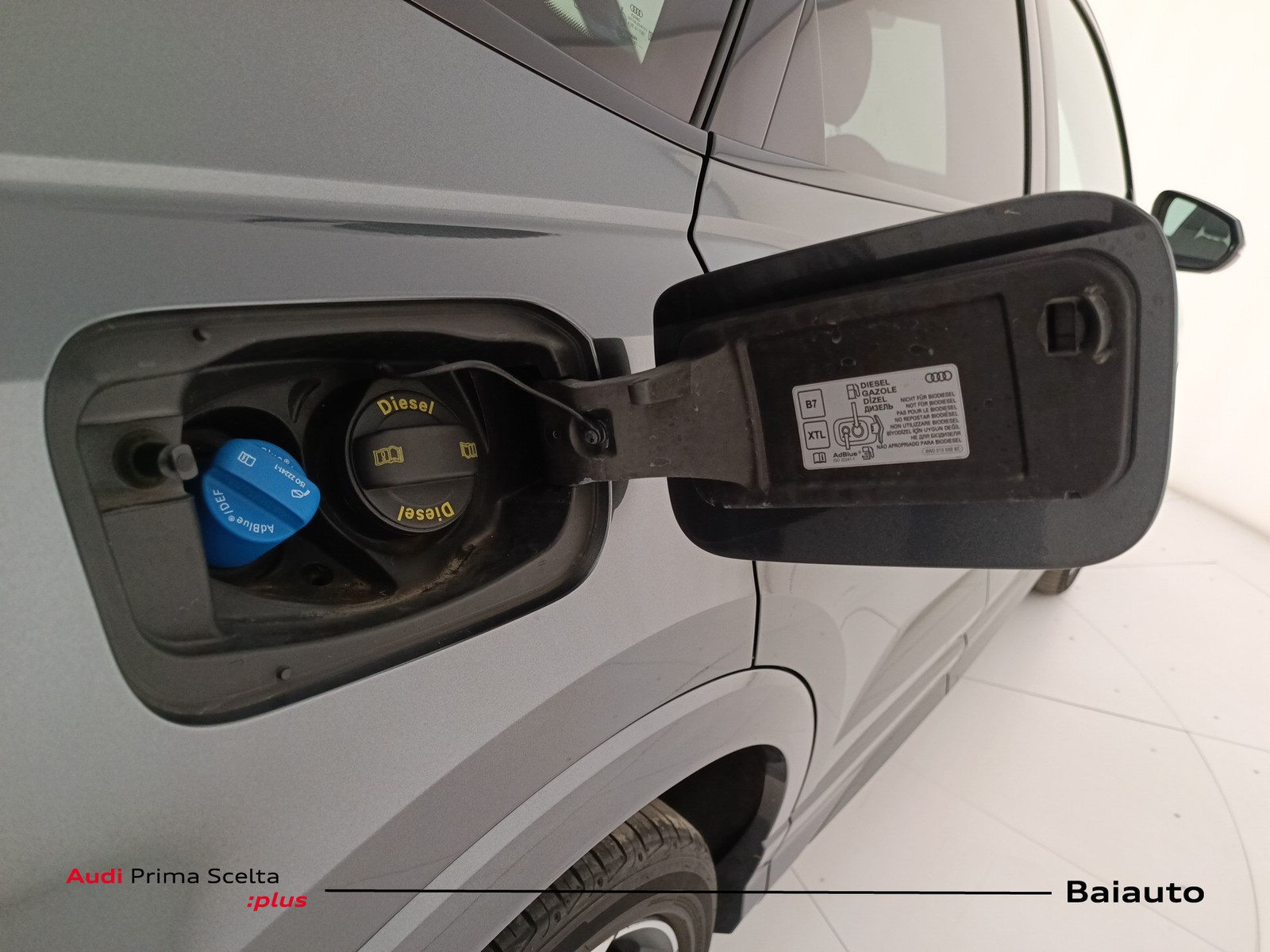 36 - Audi Q3 sportback 35 2.0 tdi s line edition s tronic