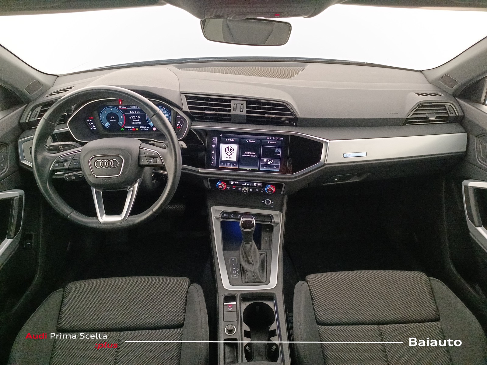 6 - Audi Q3 sportback 35 2.0 tdi s line edition s tronic