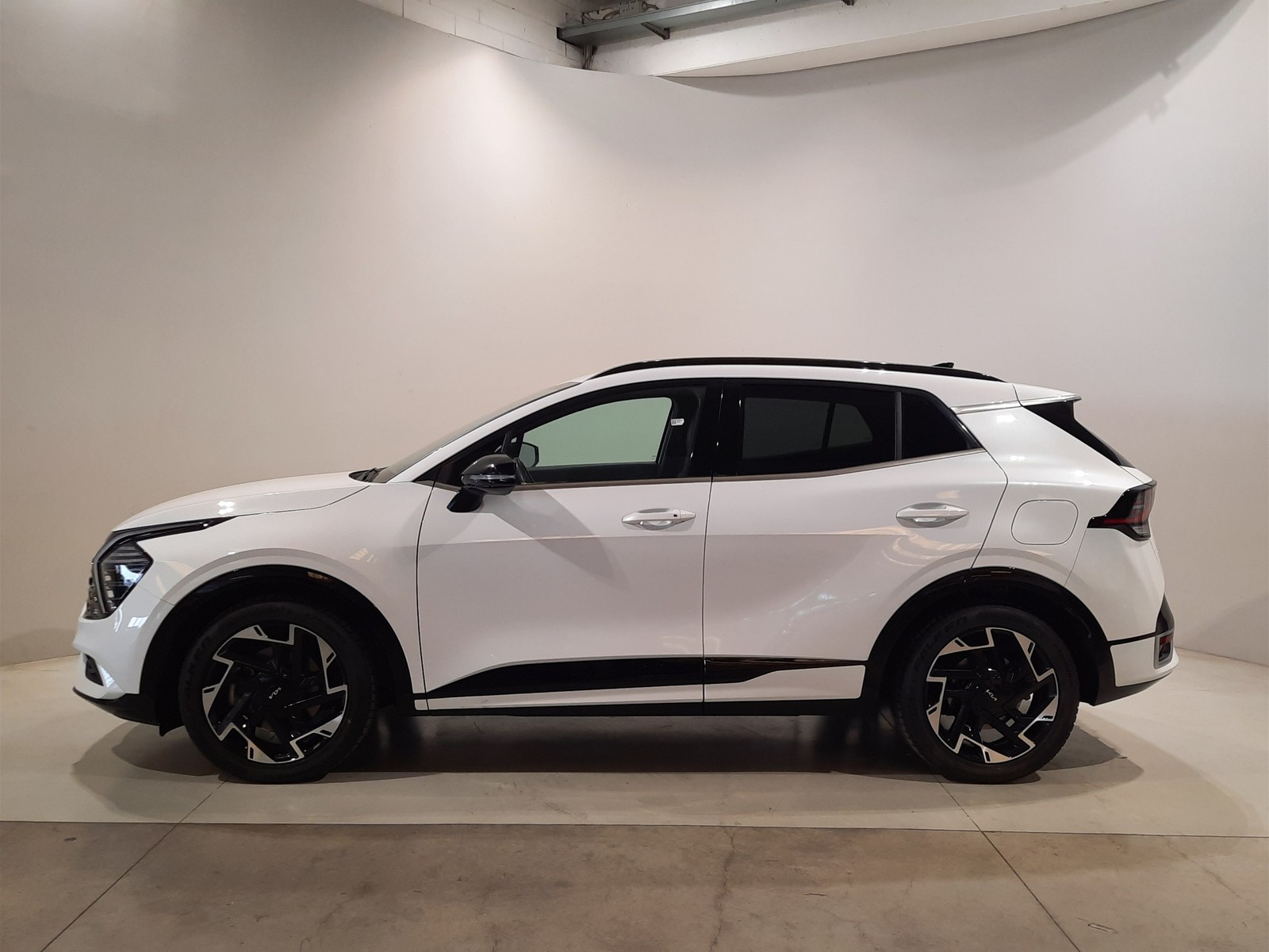 3 - Kia Sportage 1.6 crdi mhev gt-line awd dct