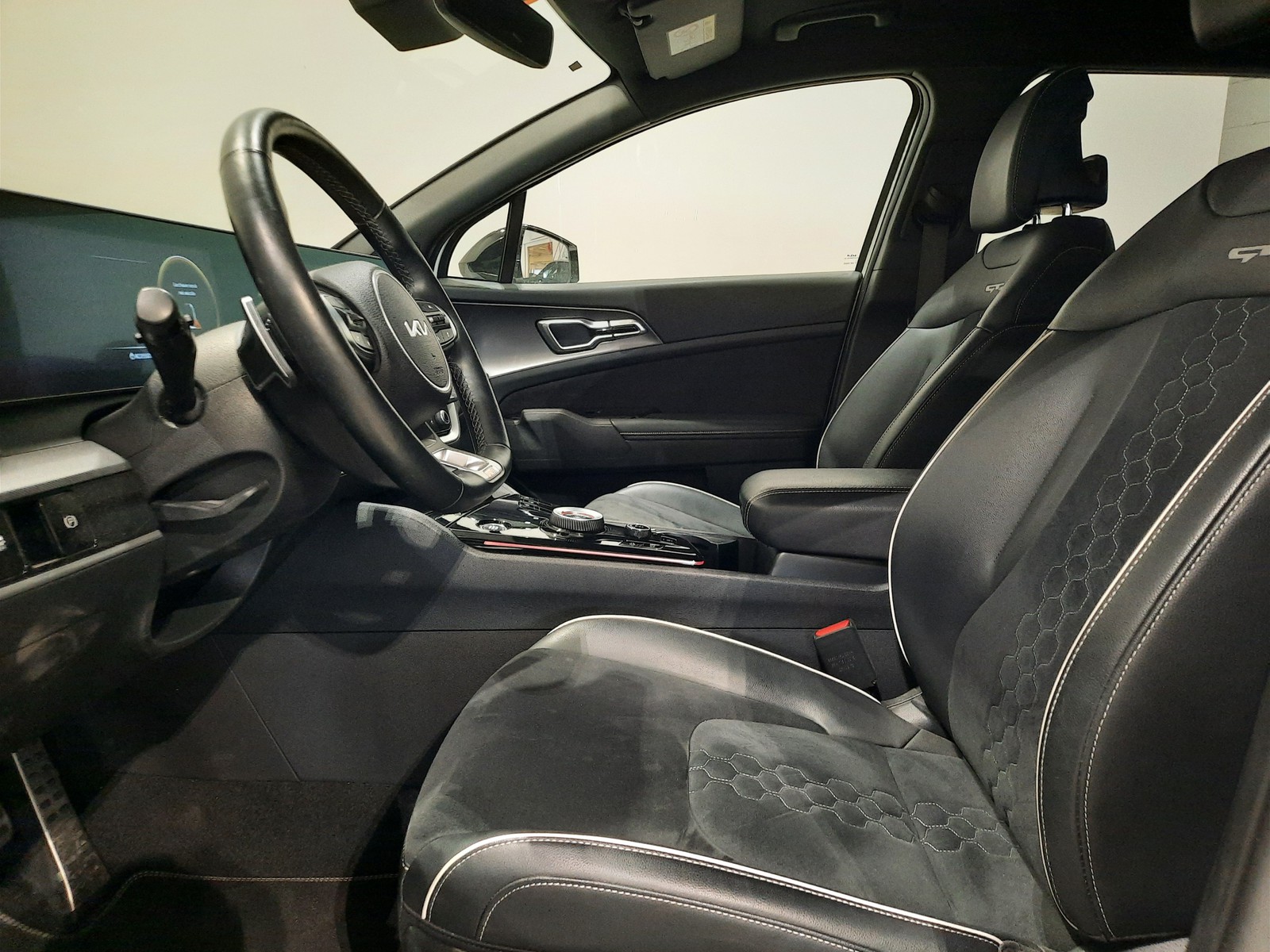 9 - Kia Sportage 1.6 crdi mhev gt-line awd dct