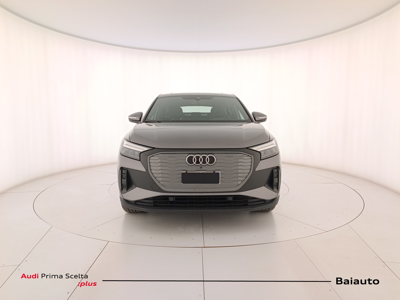 2 - Audi Q4 e-tron sportback e-tron 45 business quattro