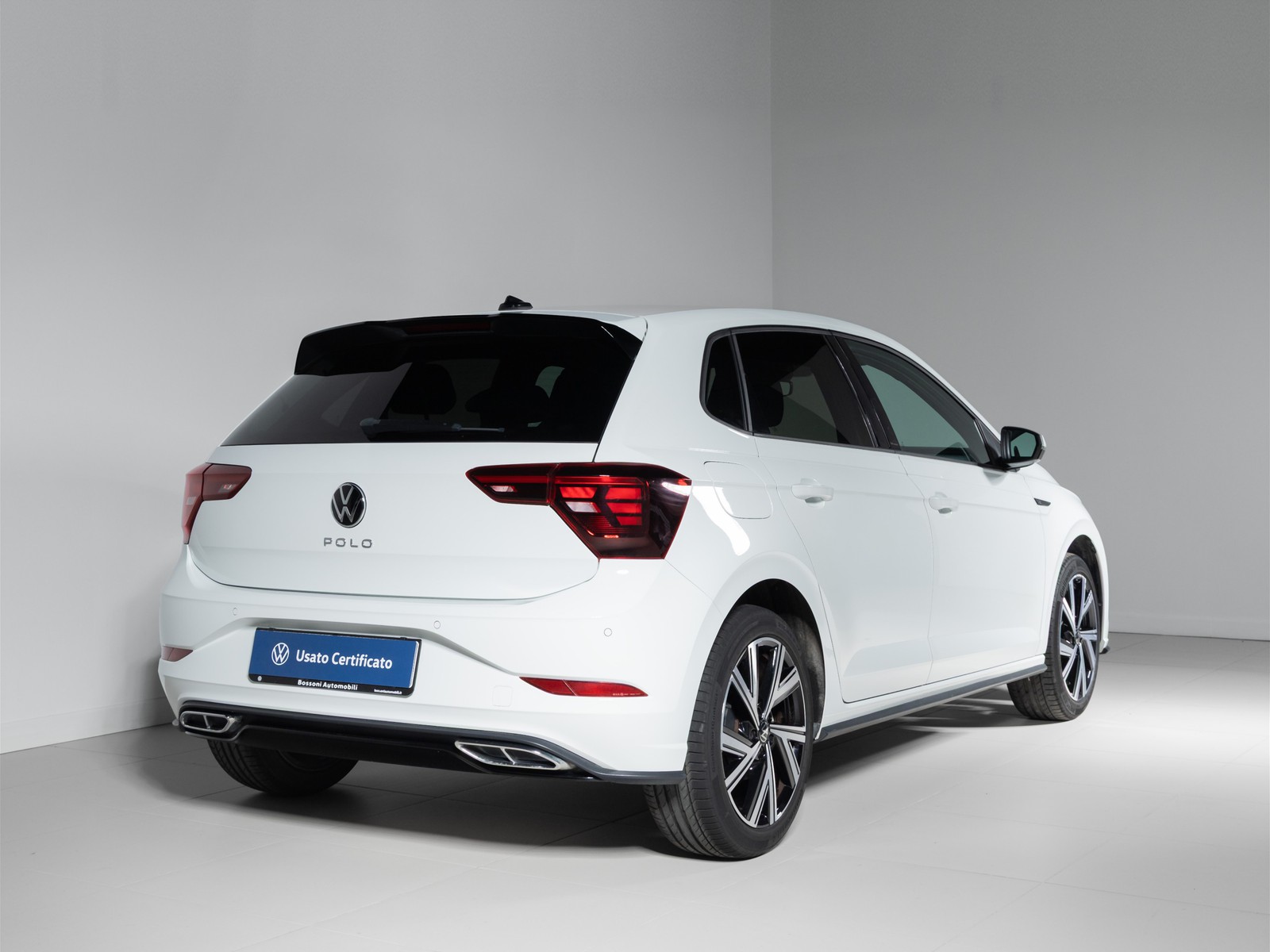 4 - Volkswagen Polo 1.0 tsi 95cv r line
