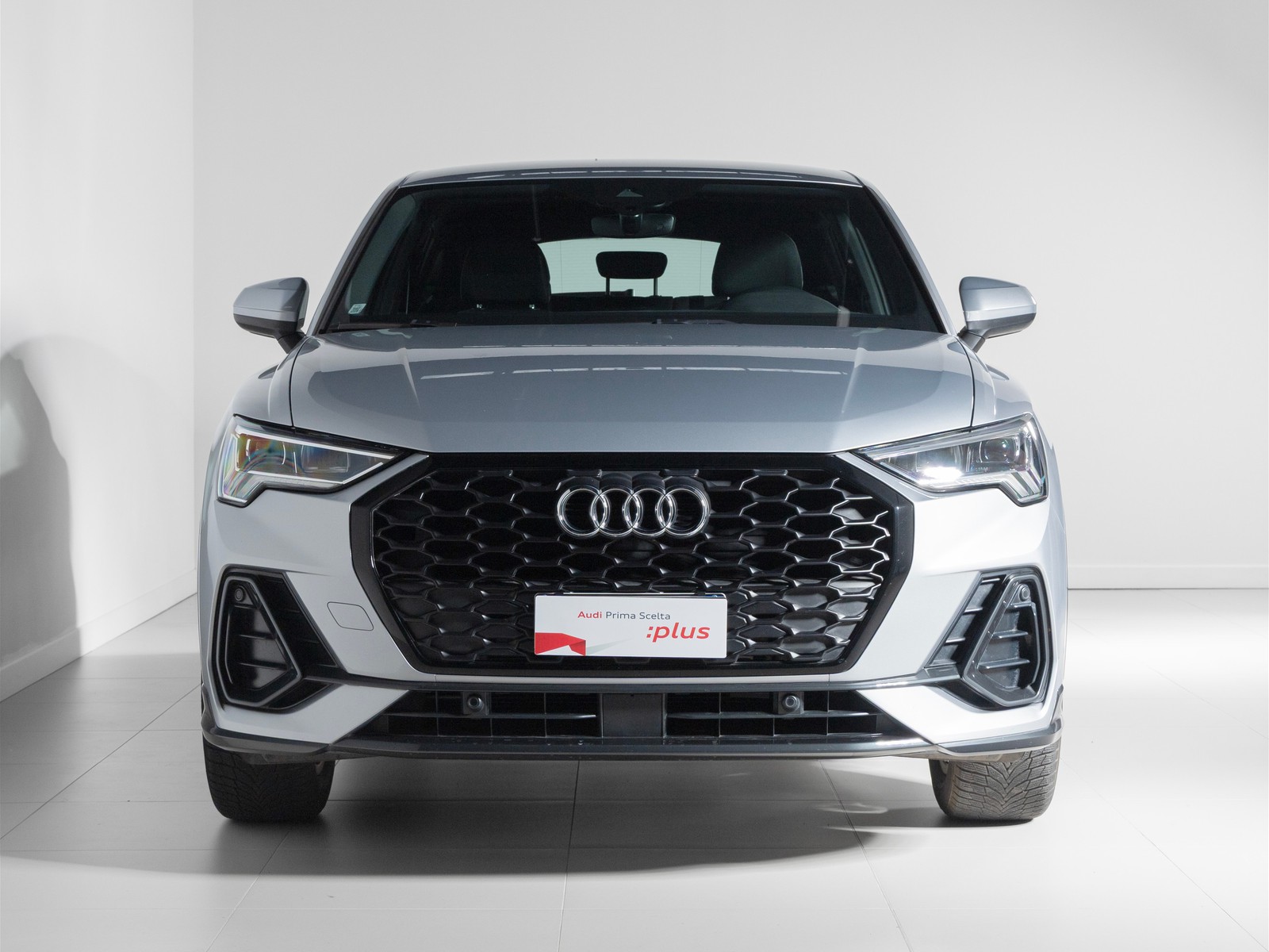 12 - Audi Q3 sportback 35 1.5 tfsi mhev business plus s tronic