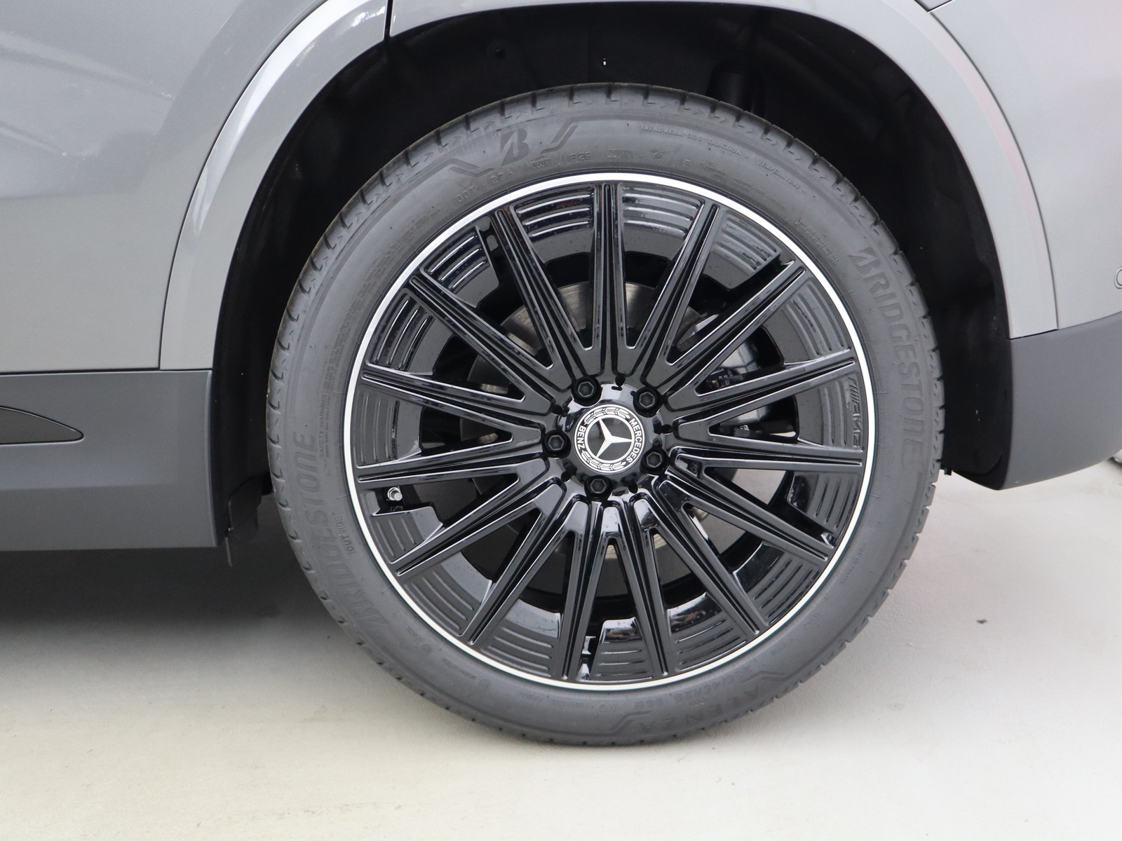 4 - Mercedes GLA 220 d amg line premium 4matic 8g-dct