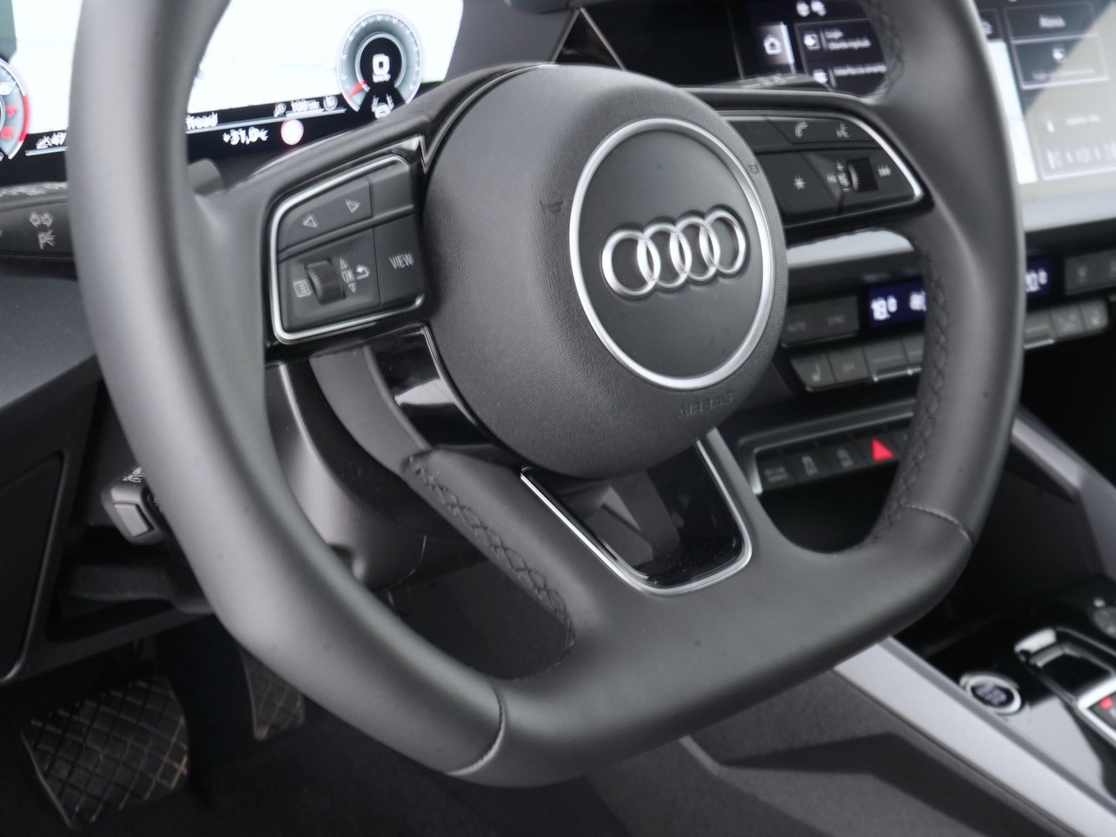 26 - Audi A3 allstreet 1.5 tfsi mhev 48v 150cv business advanced