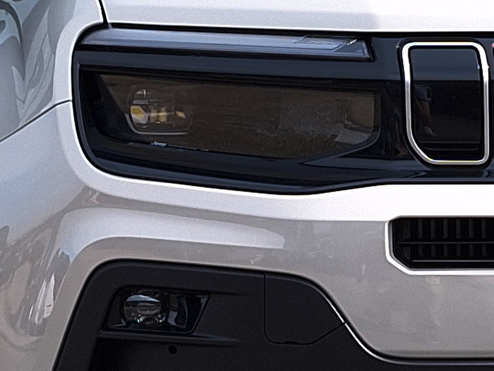 14 - Jeep Avenger 1.2 turbo e-hybrid mhev 110cv summit fwd edct6