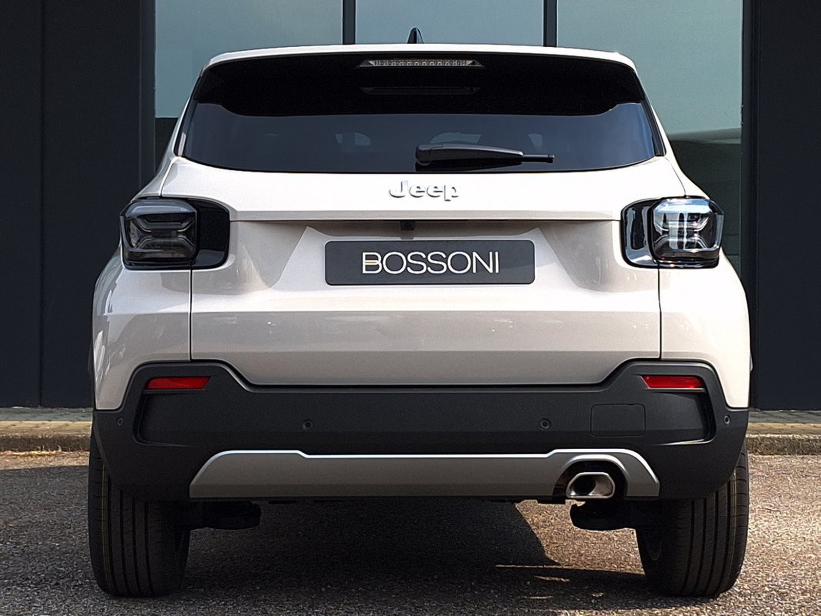 5 - Jeep Avenger 1.2 turbo e-hybrid mhev 110cv summit fwd edct6