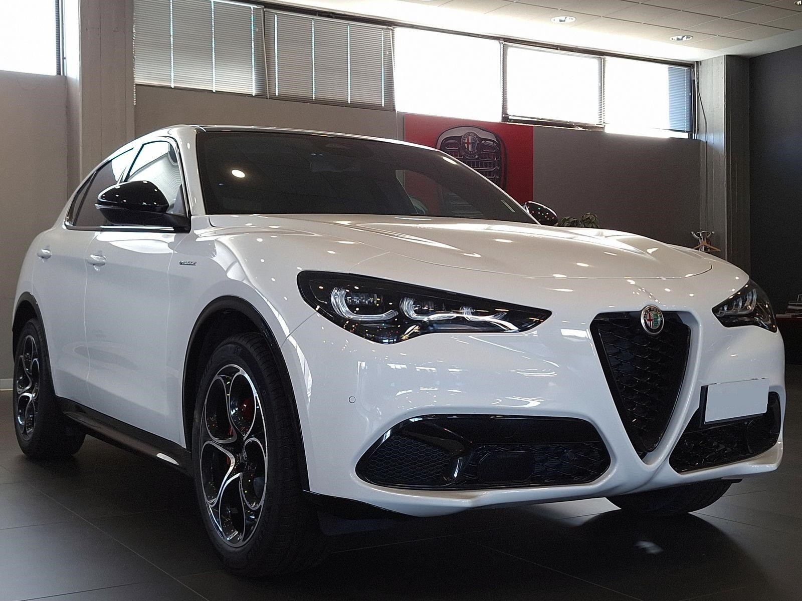 3 - Alfa Romeo Stelvio 2.2 turbo 210cv veloce q4 at8