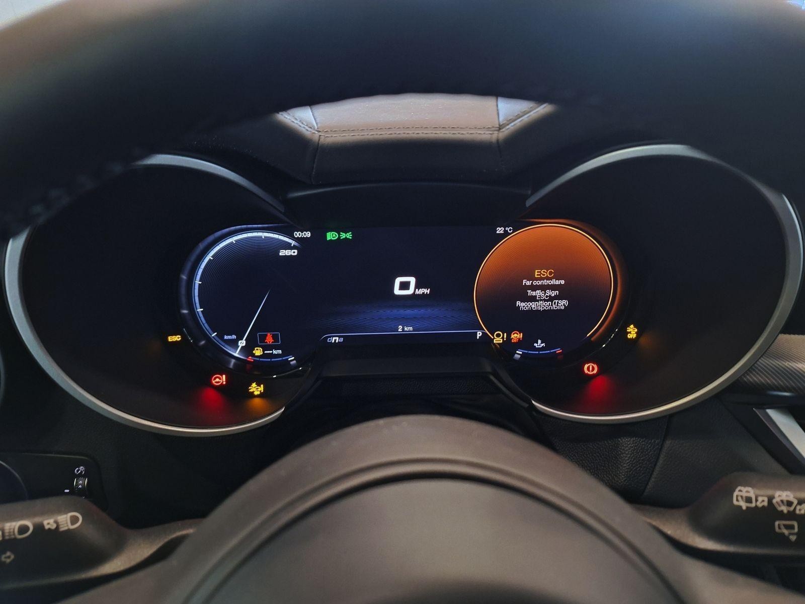 10 - Alfa Romeo Stelvio 2.2 turbo 210cv veloce q4 at8