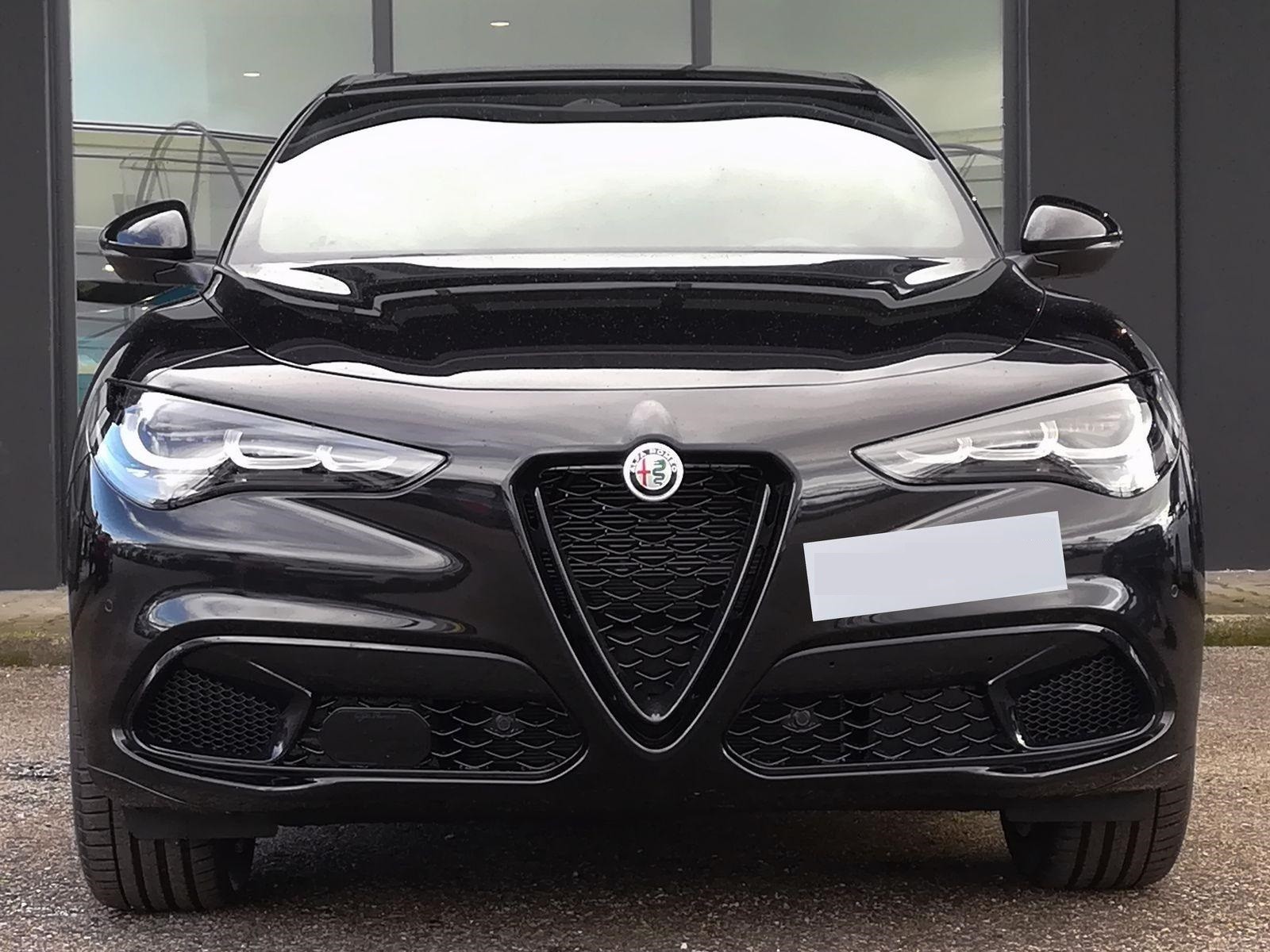 2 - Alfa Romeo Stelvio 2.2 turbo 210cv veloce q4 at8