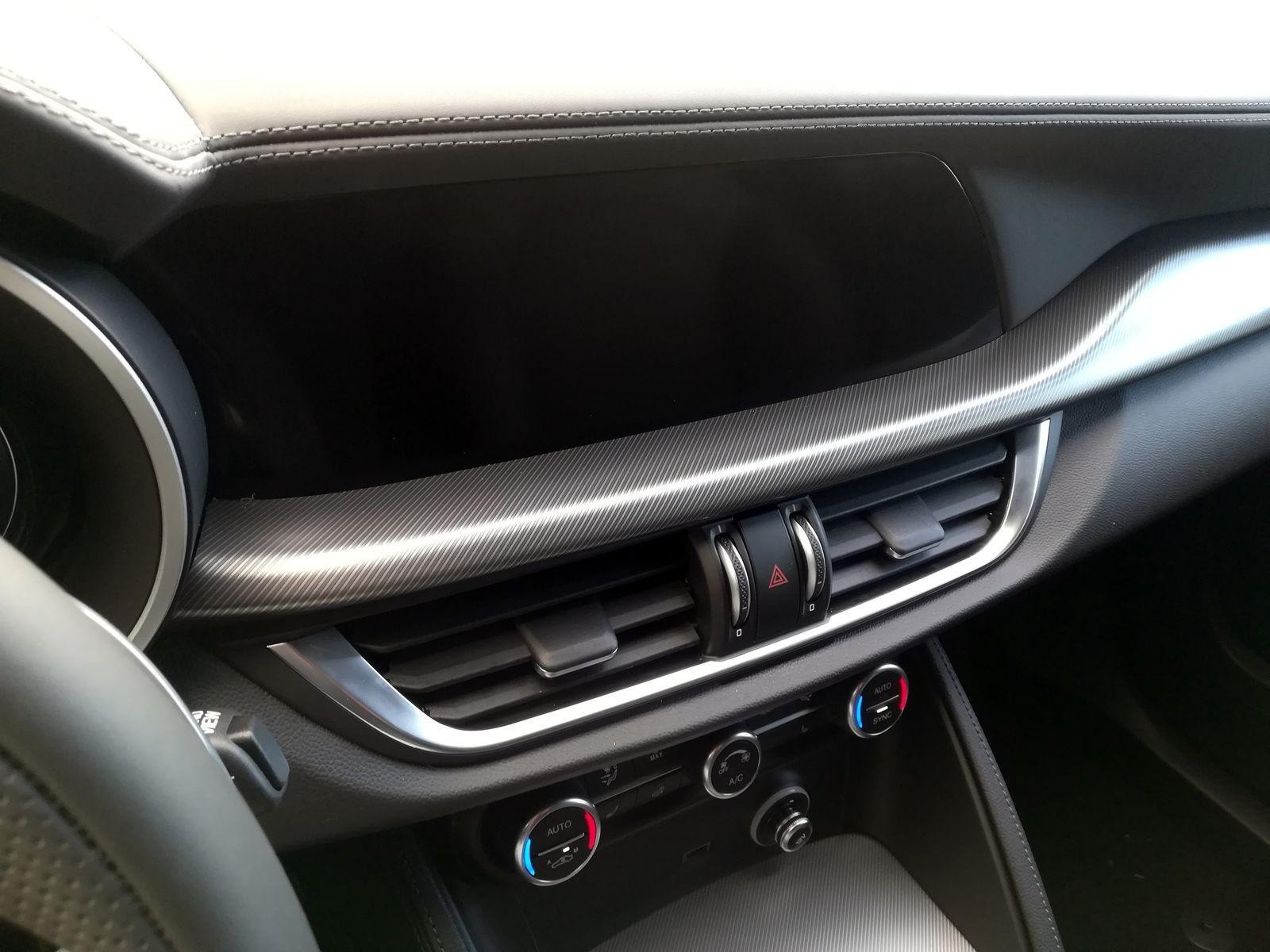 16 - Alfa Romeo Stelvio 2.2 turbo 210cv veloce q4 at8