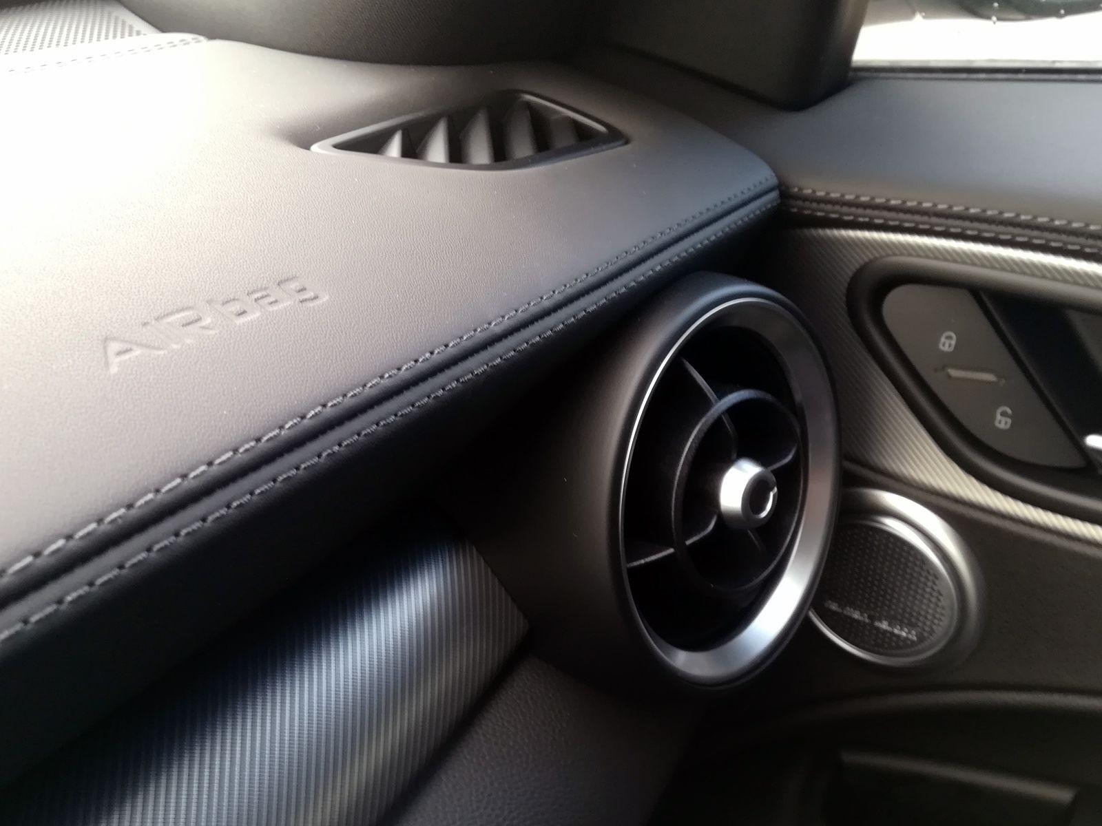 21 - Alfa Romeo Stelvio 2.2 turbo 210cv veloce q4 at8