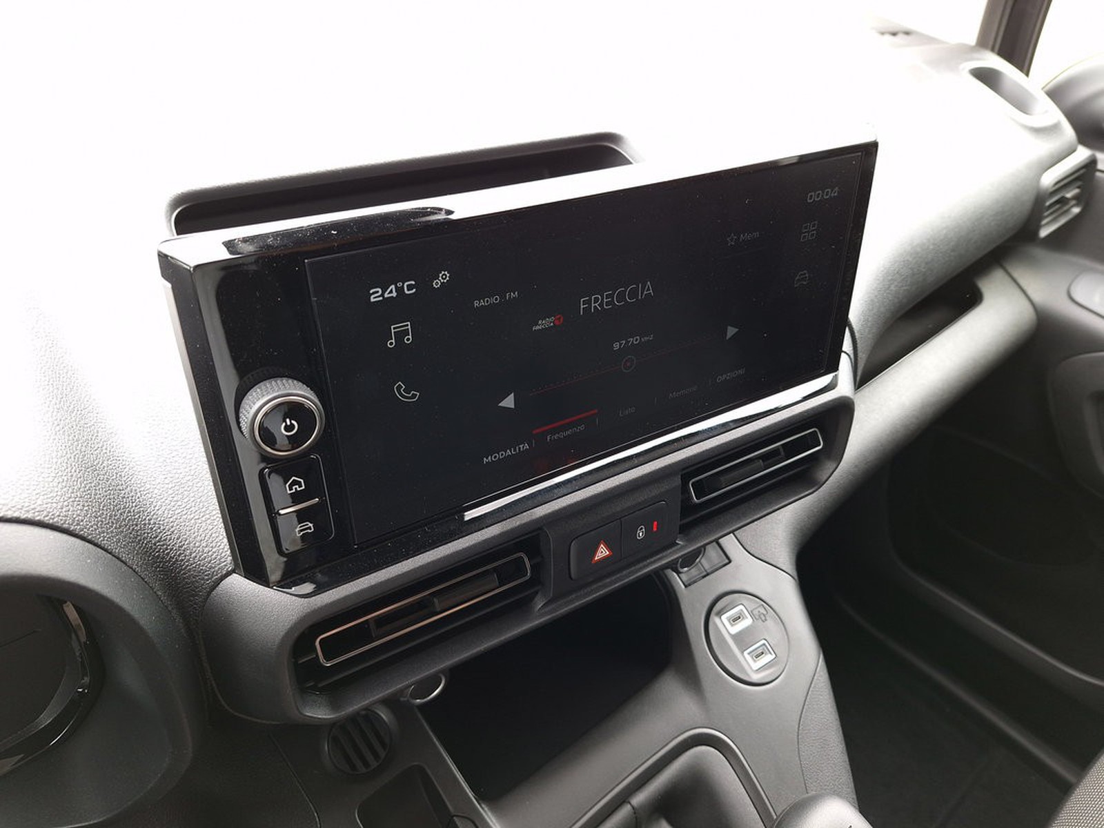 16 - Fiat Professional Doblò Van M 1.5 Diesel 100 Cv Manuale