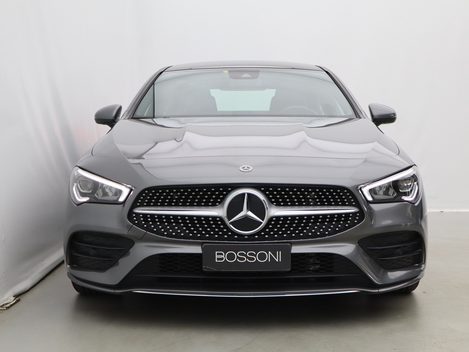 2 - Mercedes CLA coupe 200 d premium 8g-dct