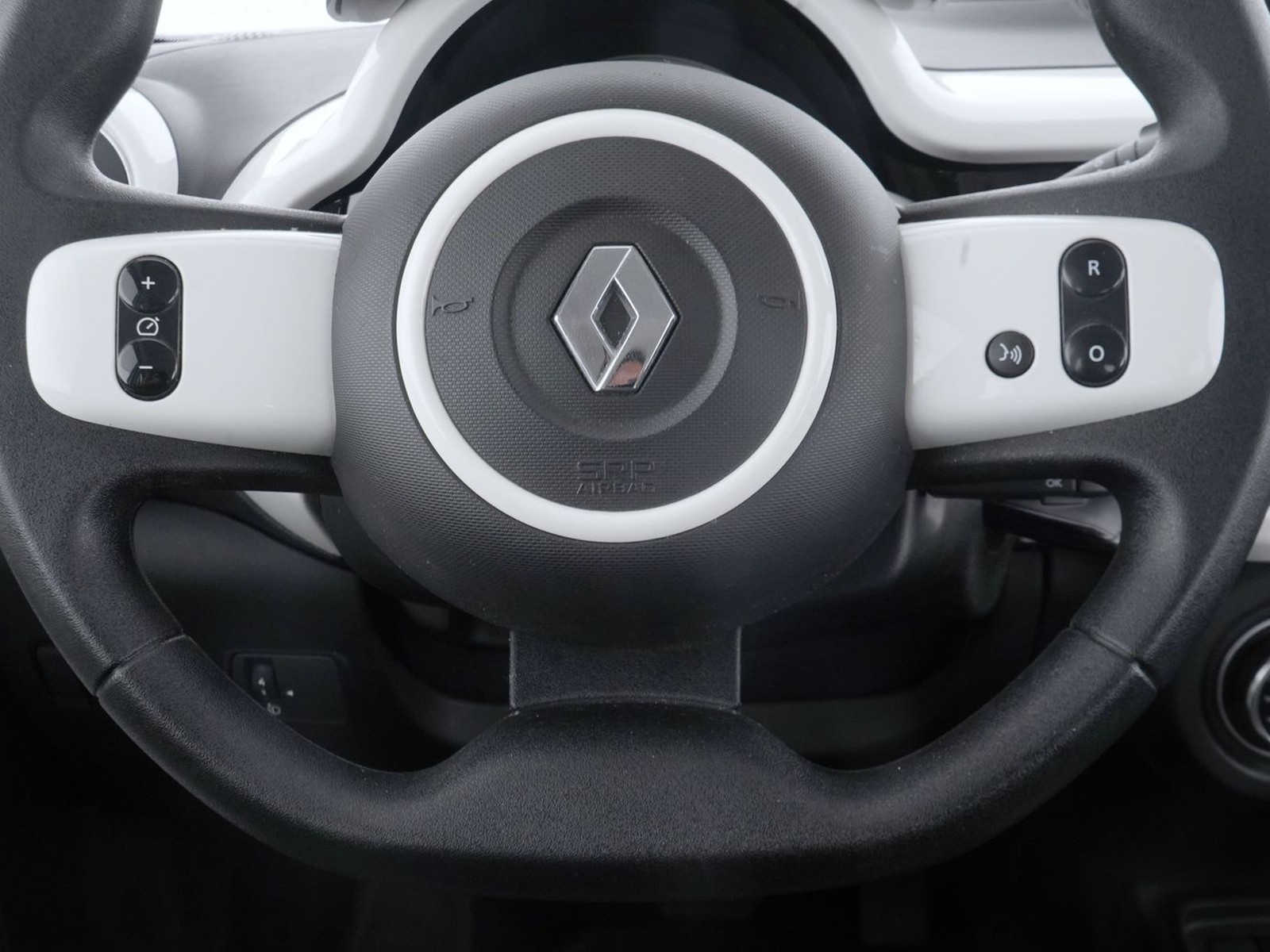 14 - Renault Twingo 22 kwh zen