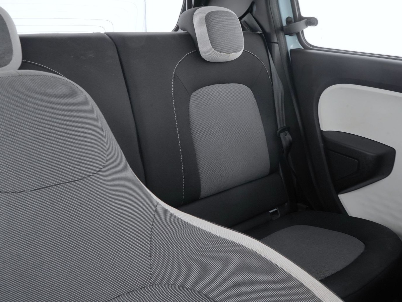 20 - Renault Twingo 22 kwh zen
