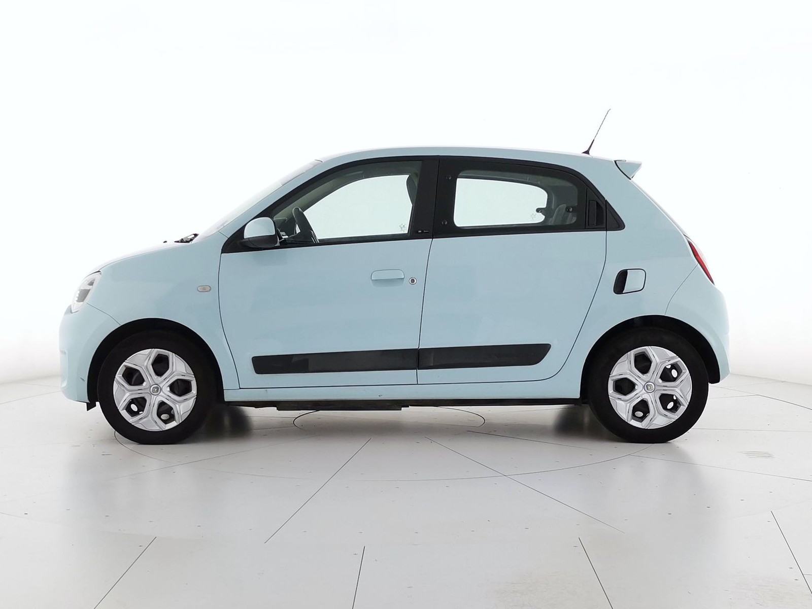 3 - Renault Twingo 22 kwh zen