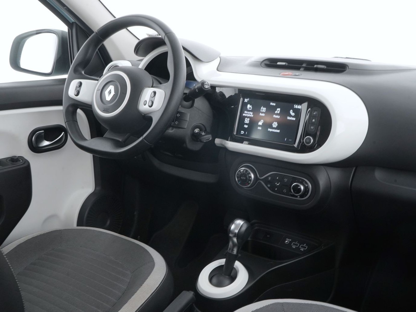 6 - Renault Twingo 22 kwh zen