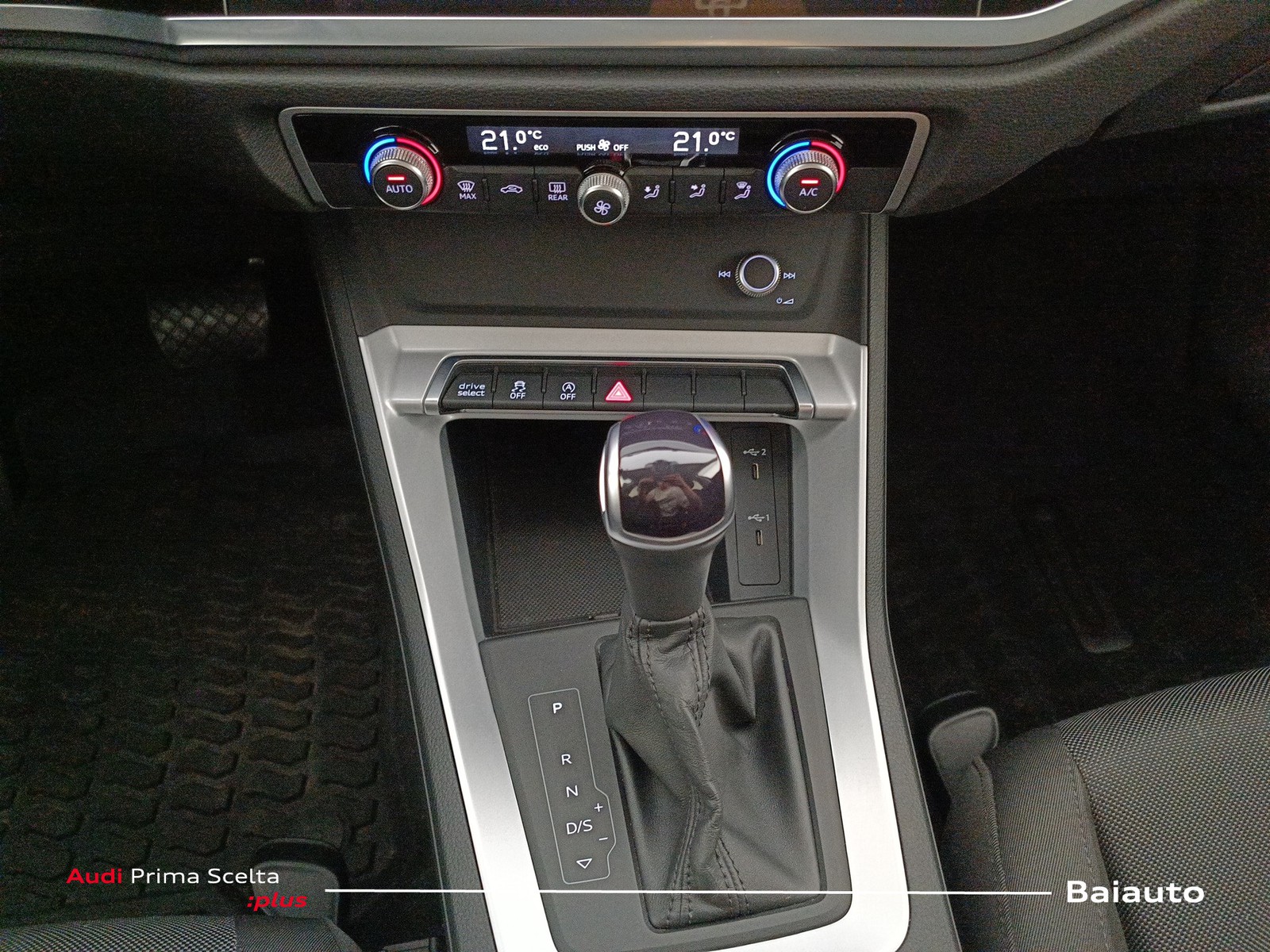 11 - Audi Q3 sportback 35 2.0 tdi s tronic