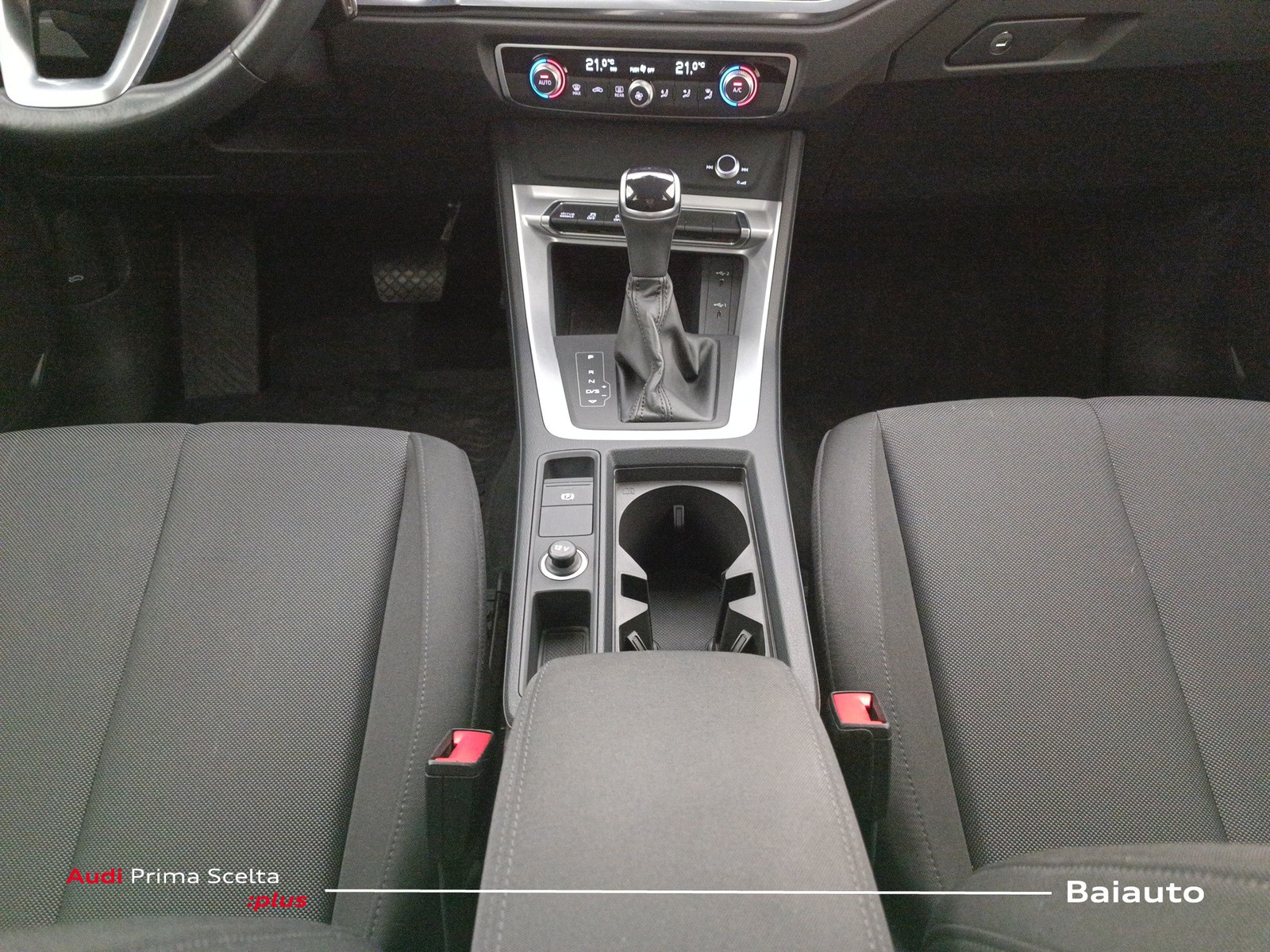 14 - Audi Q3 sportback 35 2.0 tdi s tronic