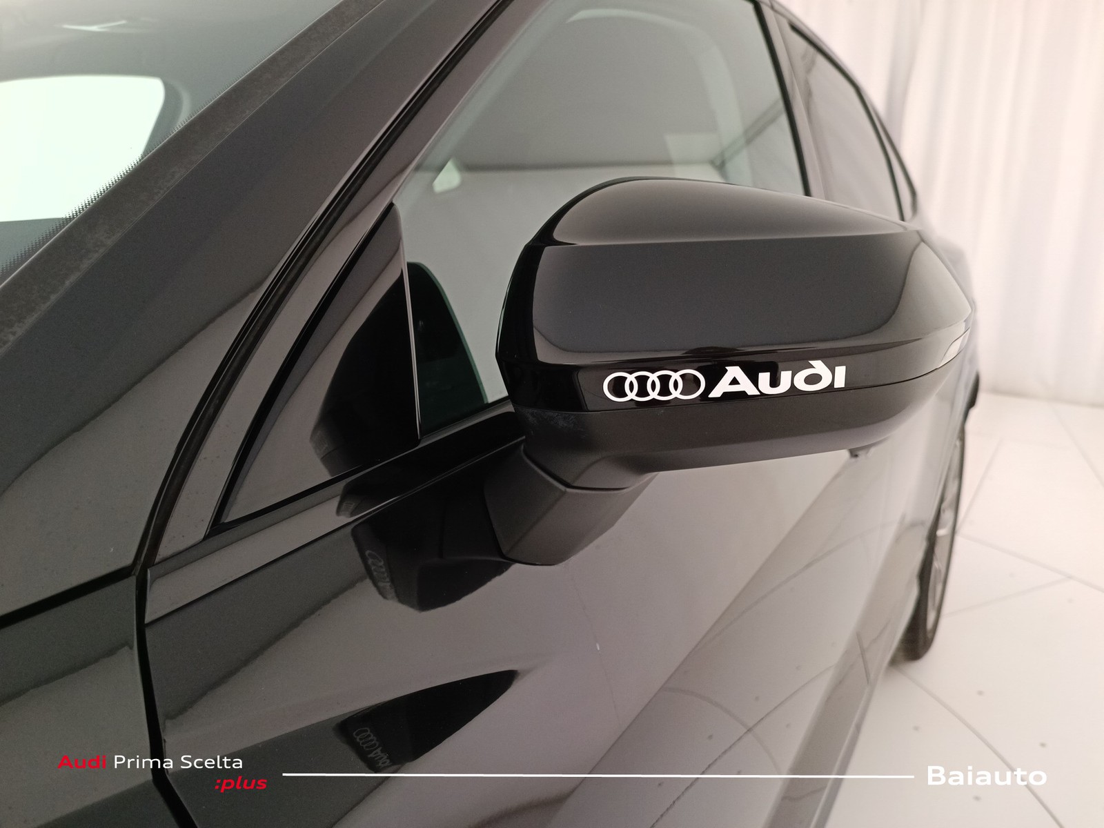 24 - Audi Q3 sportback 35 2.0 tdi s tronic