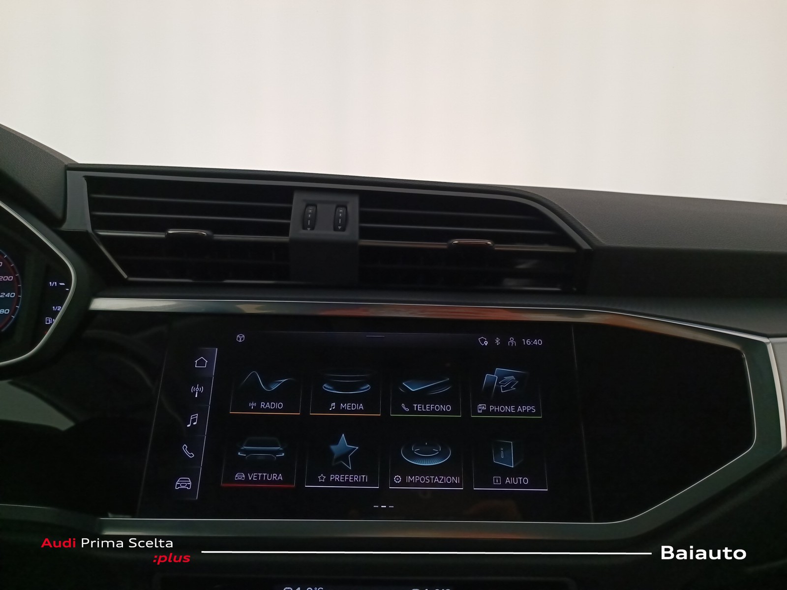 10 - Audi Q3 sportback 35 2.0 tdi s tronic