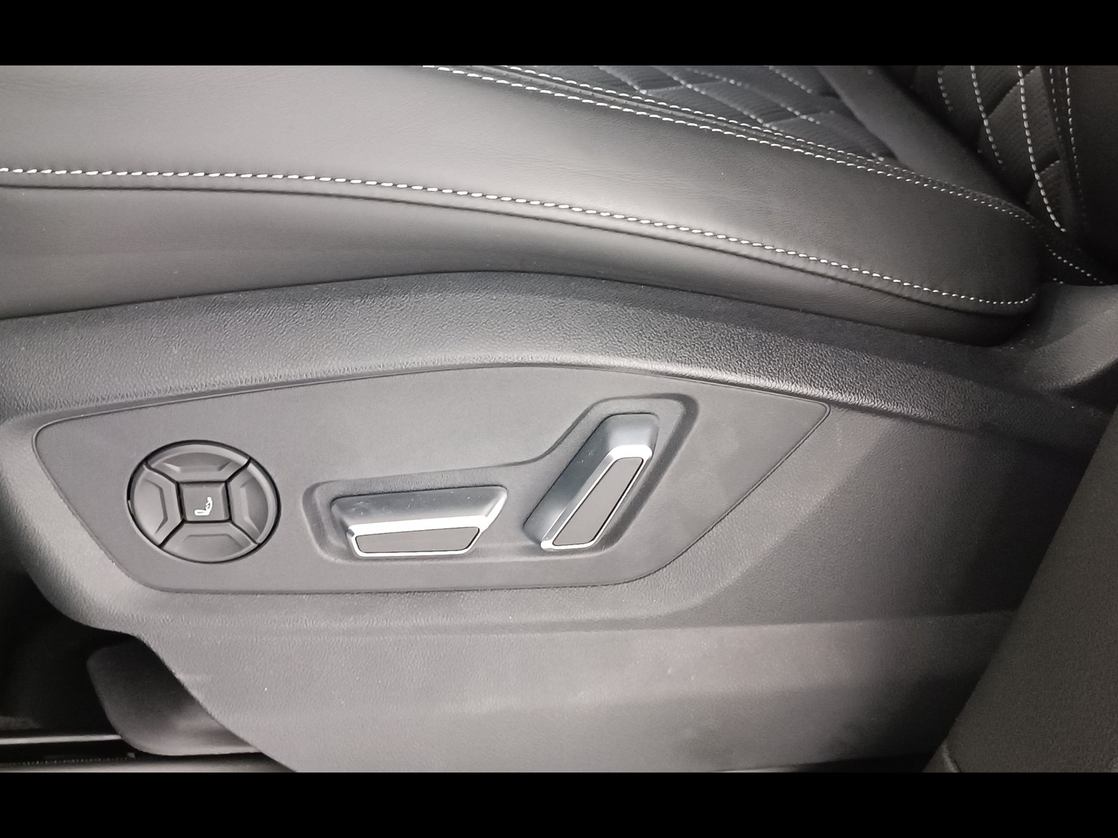 23 - Audi Q7 3.0 v6 tfsi e 490cv s line plus quattro tiptronic 5p.ti