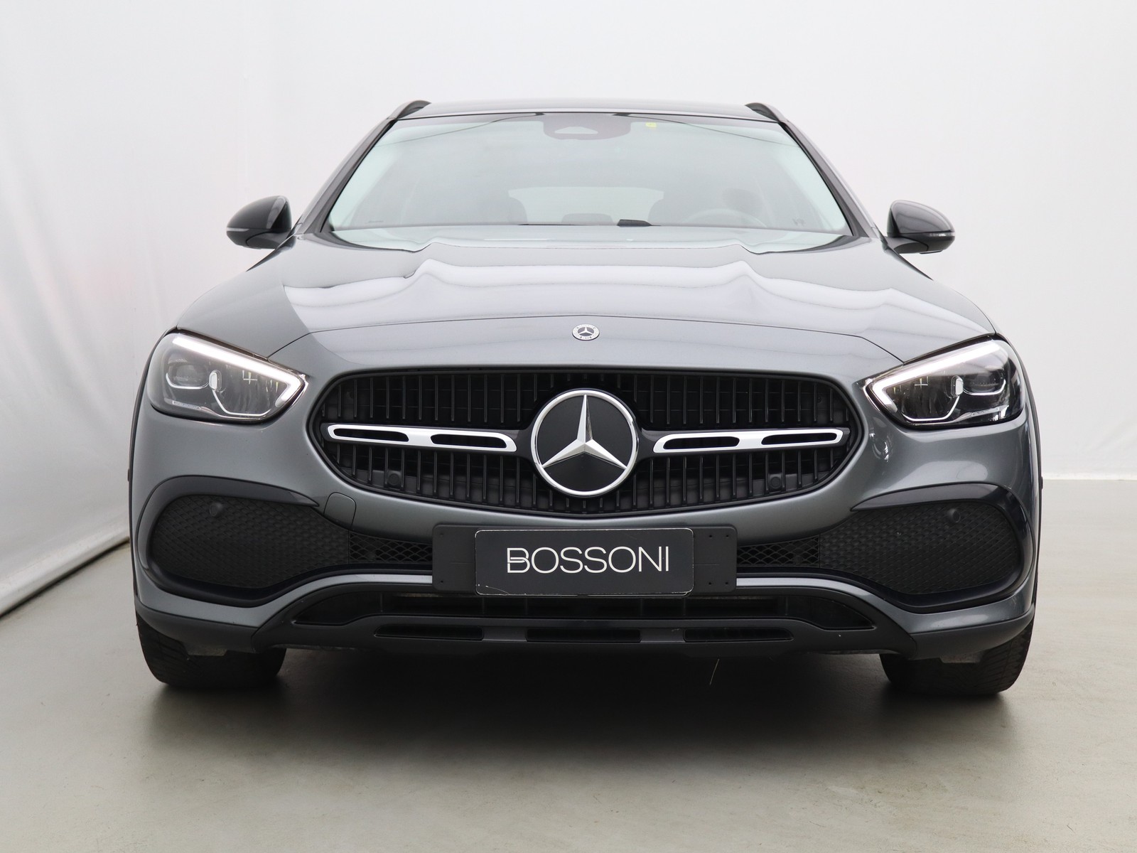 2 - Mercedes Classe C station wagon all-terrain 220 d mild hybrid premium 4matic 9g-tronic