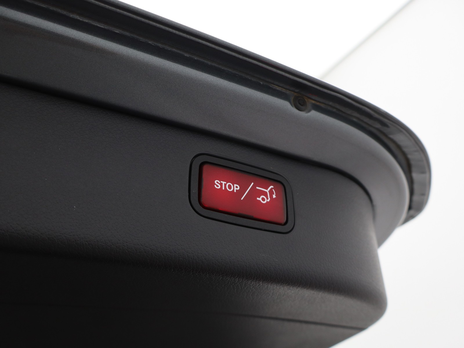 18 - Mercedes Classe C station wagon all-terrain 220 d mild hybrid premium 4matic 9g-tronic