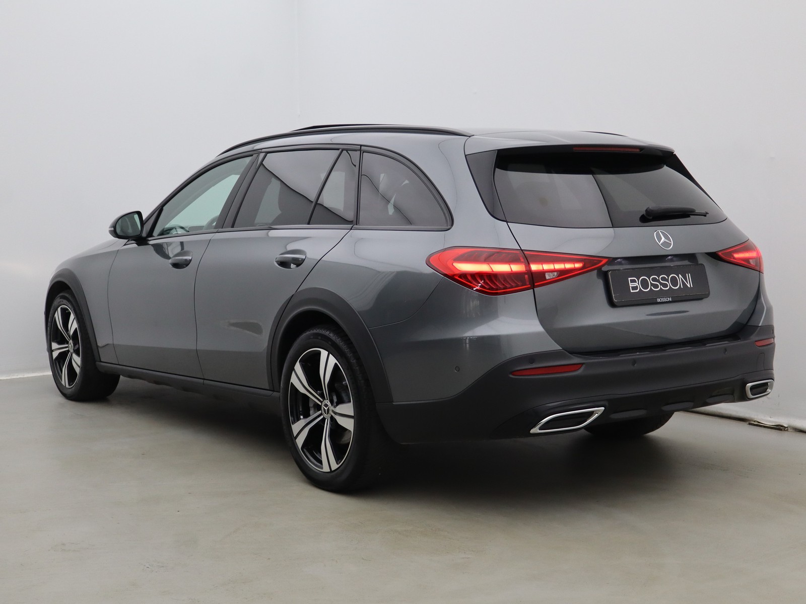 5 - Mercedes Classe C station wagon all-terrain 220 d mild hybrid premium 4matic 9g-tronic