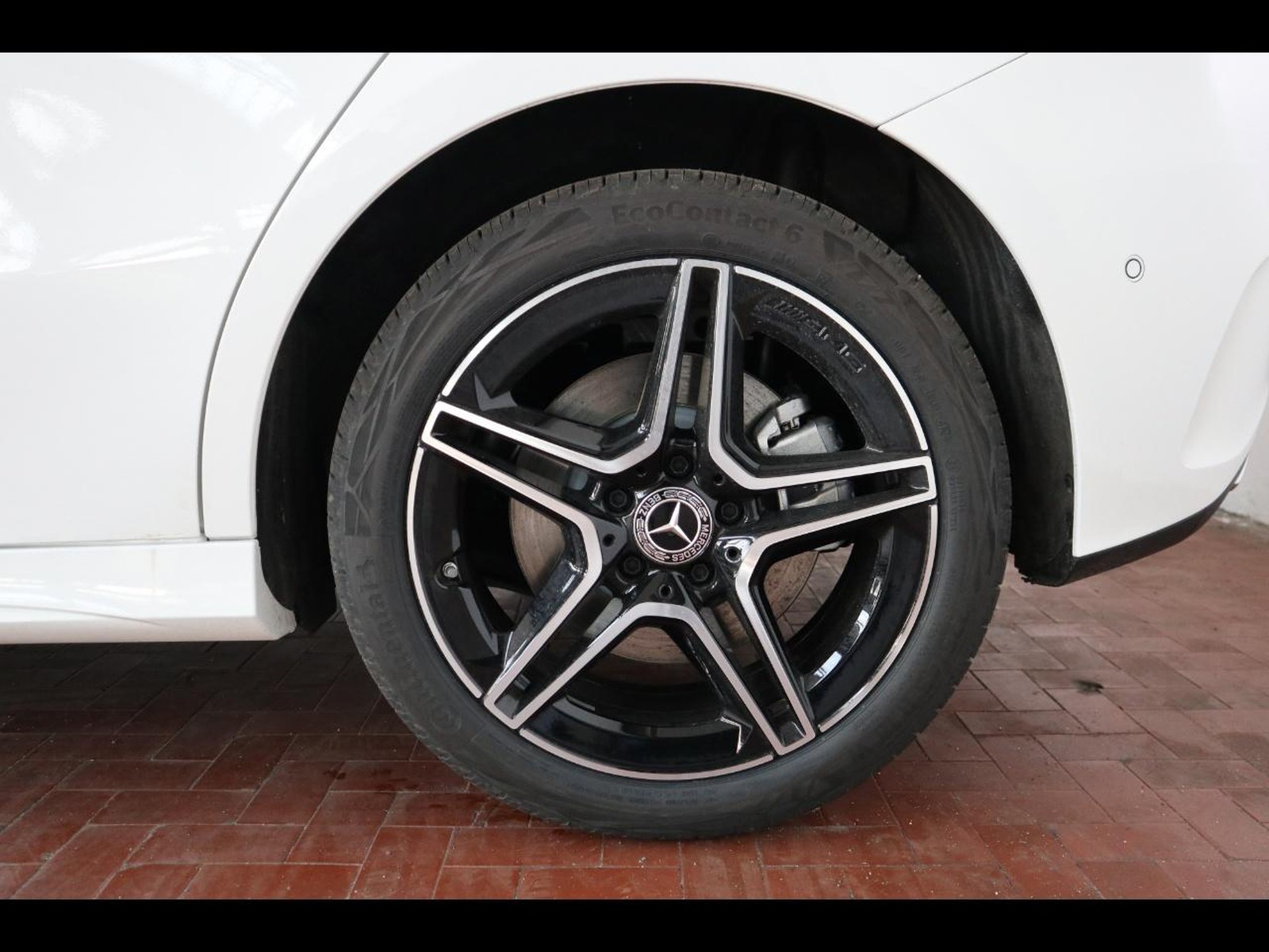 4 - Mercedes Classe A 250 e plug-in hybrid amg line advanced plus speedshift dct amg 8g