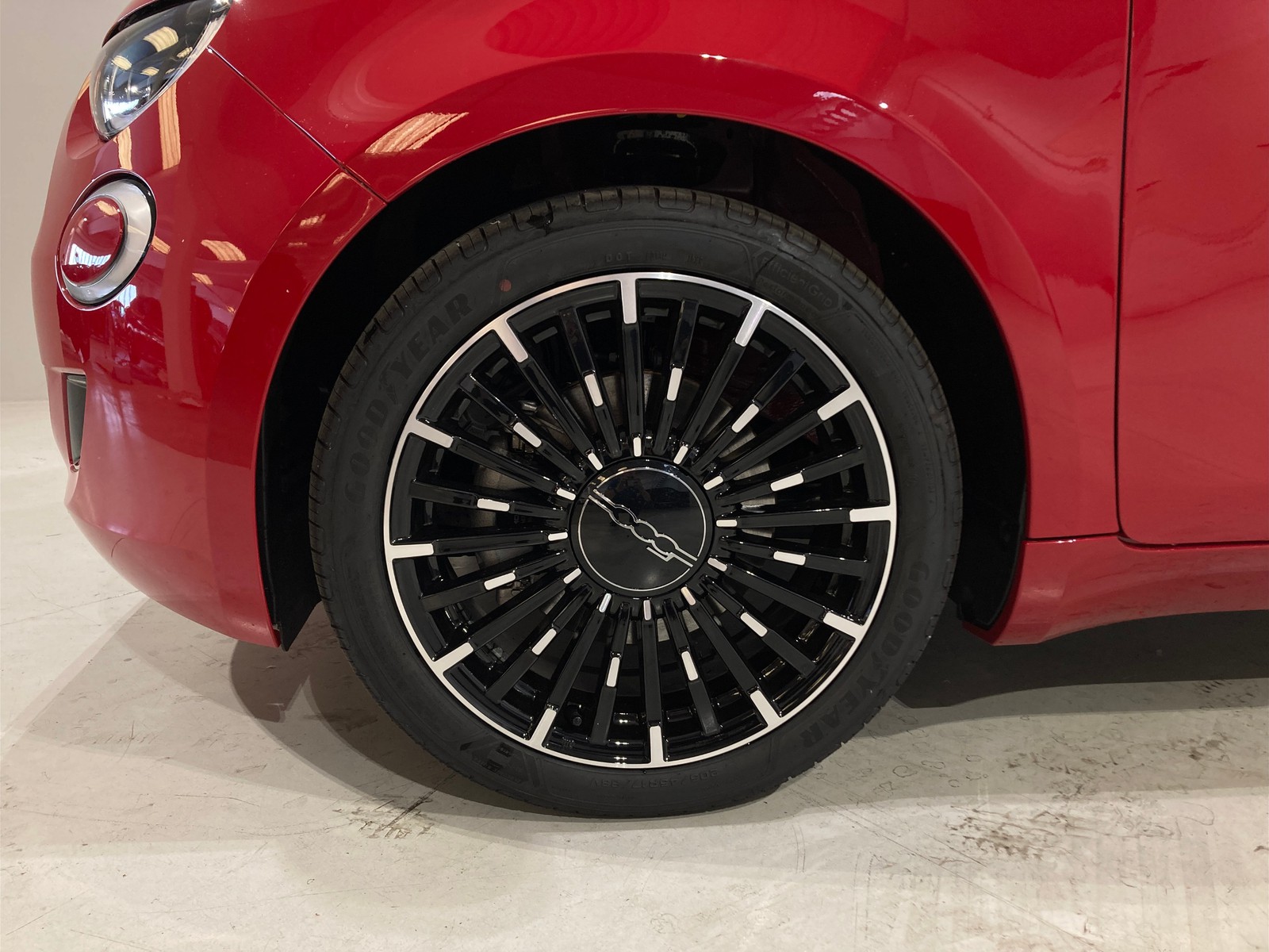16 - Fiat 500 1.0 hybrid icon