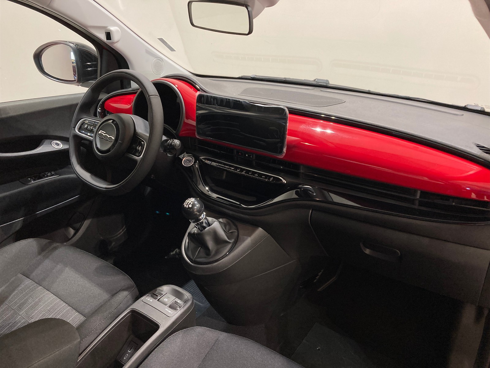 5 - Fiat 500 1.0 hybrid icon