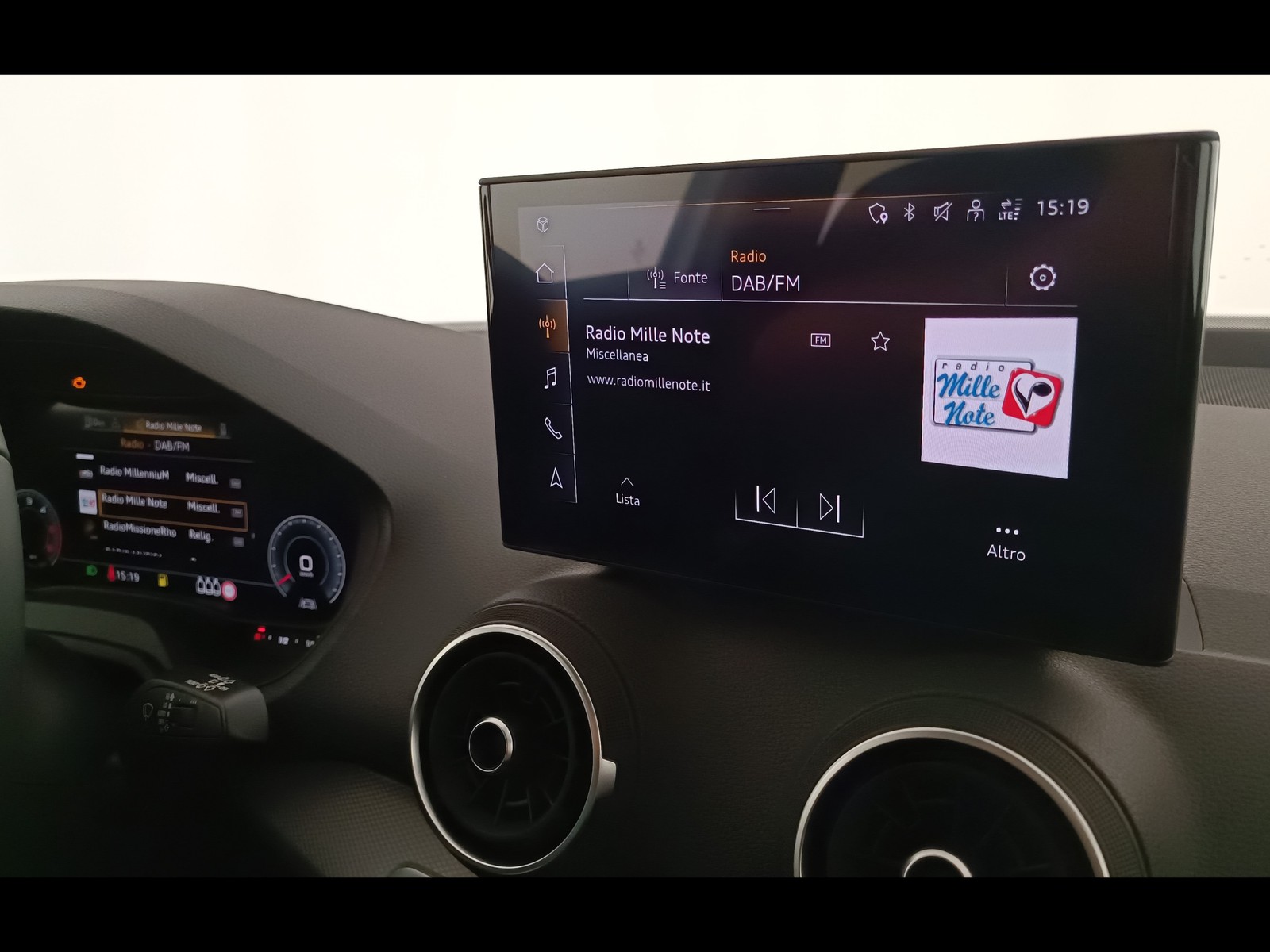 20 - Audi Q2 30 2.0 tdi business advanced