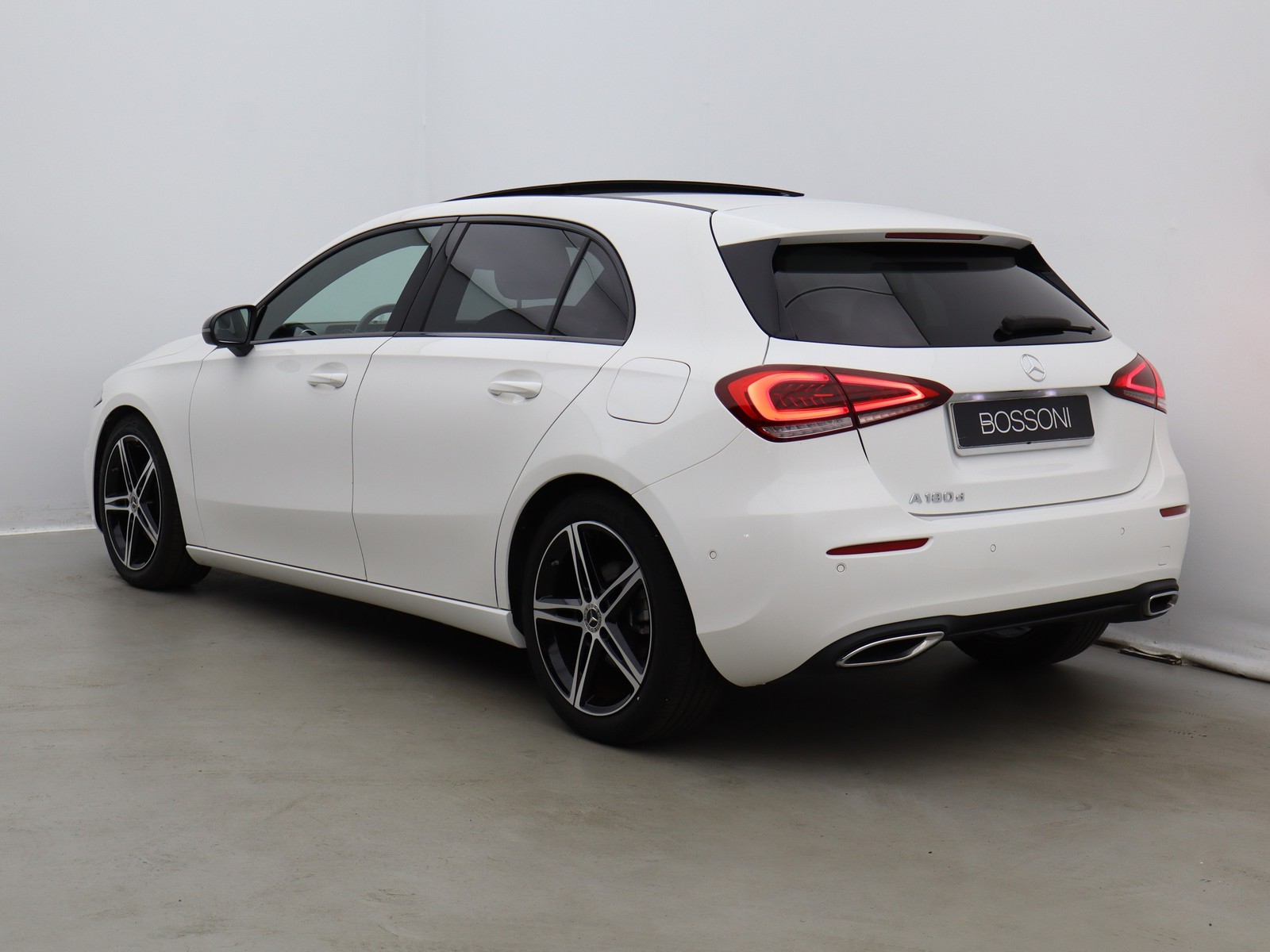 5 - Mercedes Classe A 180 d sport night edition plus 8g-dct