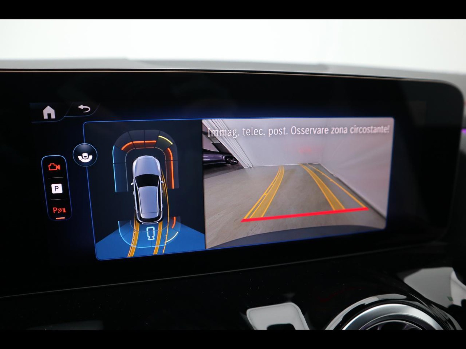 11 - Mercedes EQA 250+ amg line advanced