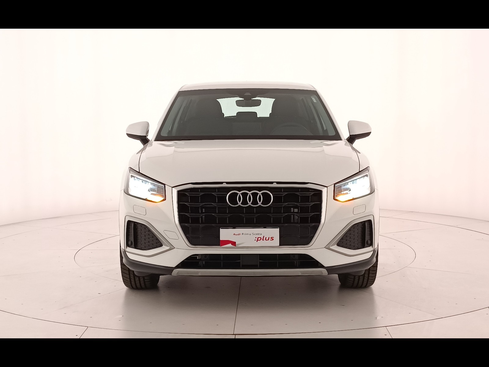 29 - Audi Q2 35 2.0 tdi business advanced s tronic