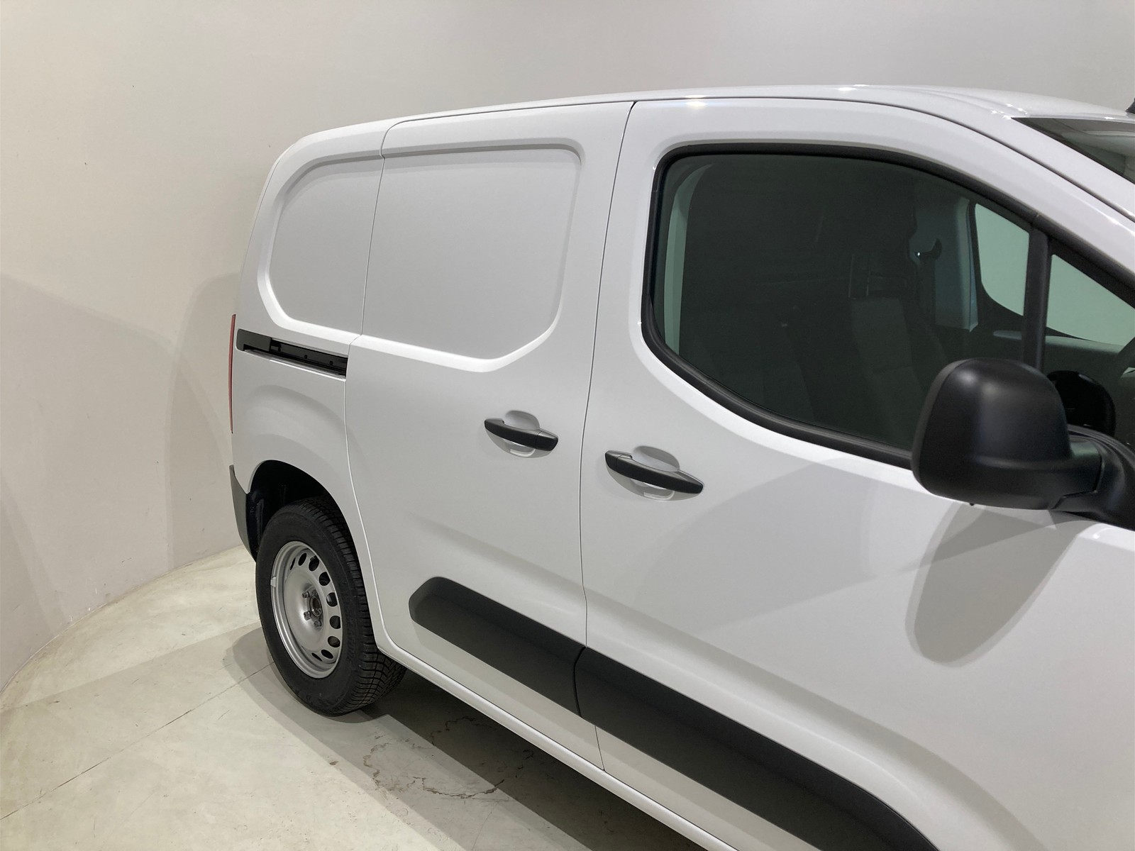 6 - Fiat Professional Doblò Van M 1.5 Diesel 100 Cv Manuale