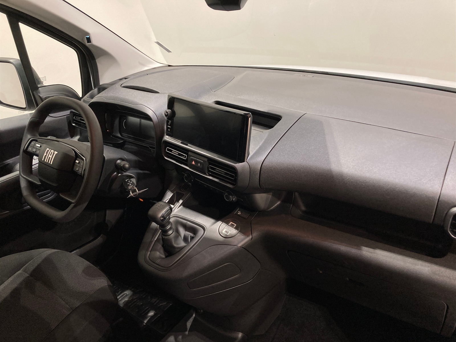 10 - Fiat Professional Doblò Van M 1.5 Diesel 100 Cv Manuale