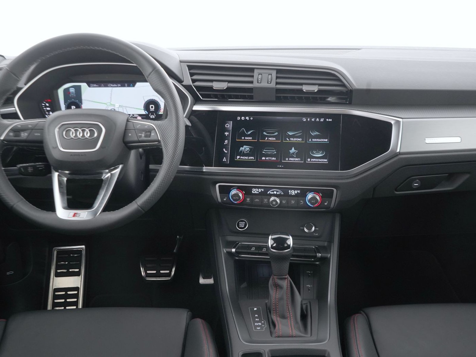 4 - Audi Q3 35 1.5 tfsi evo2 s line edition s tronic