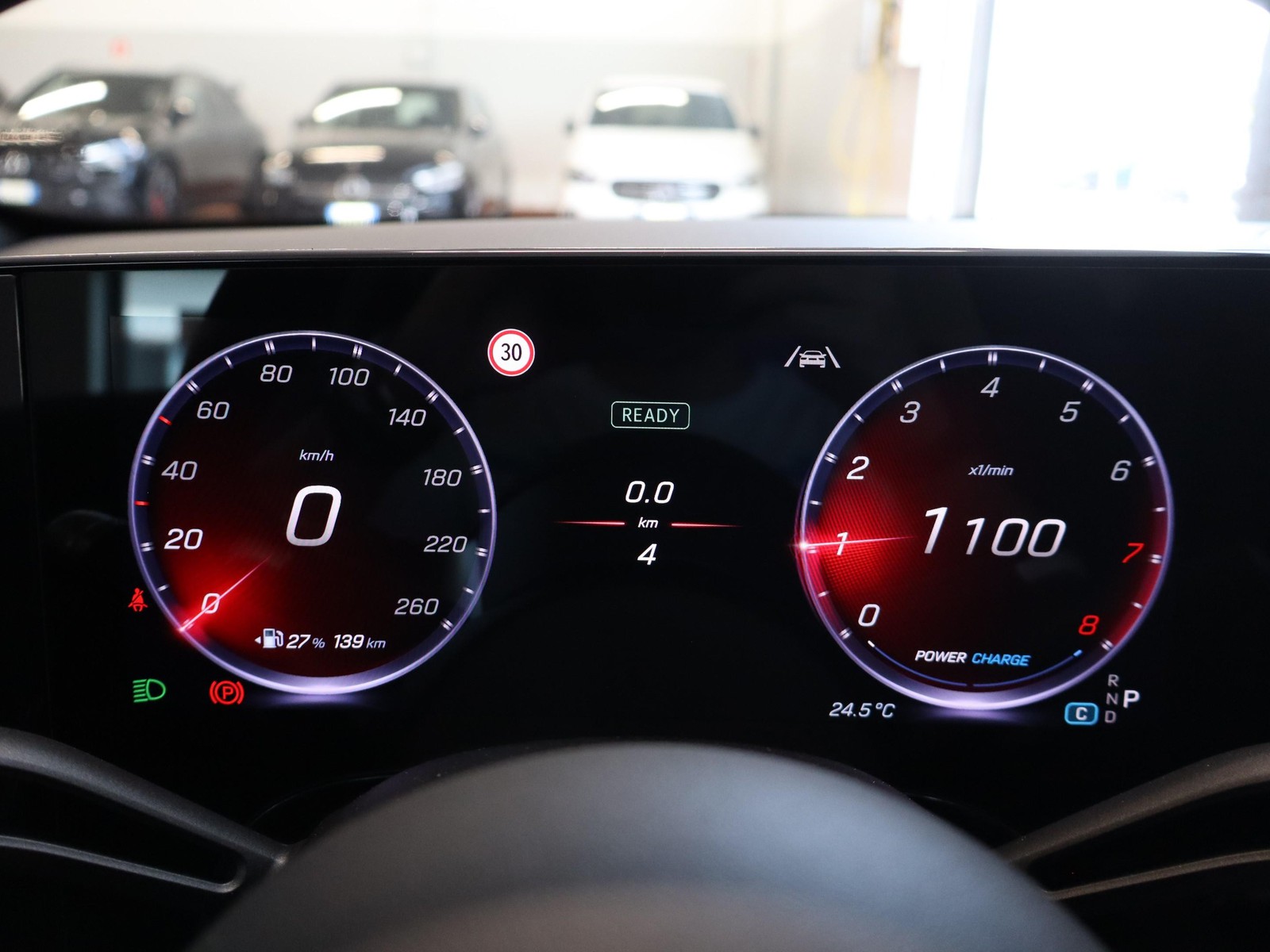 9 - Mercedes CLA 200 advanced plus auto