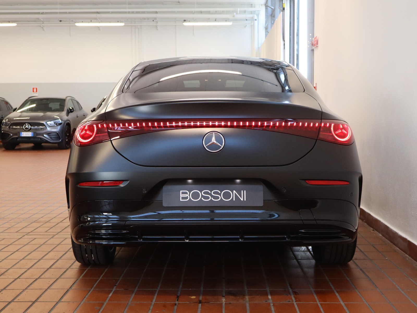 6 - Mercedes CLA 200 premium auto