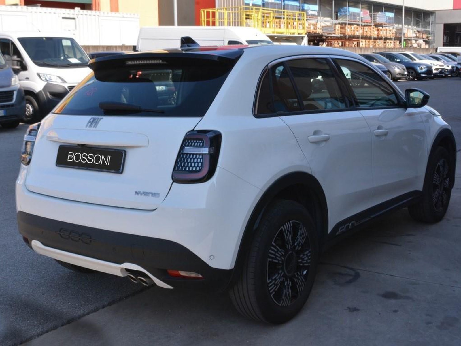 3 - Fiat 600 1.2 hybrid 145cv edct