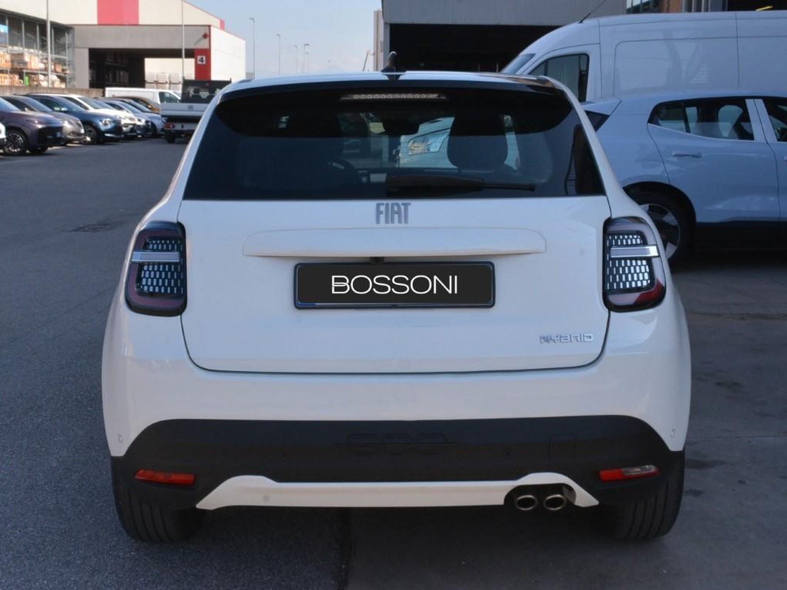 4 - Fiat 600 1.2 hybrid 145cv edct
