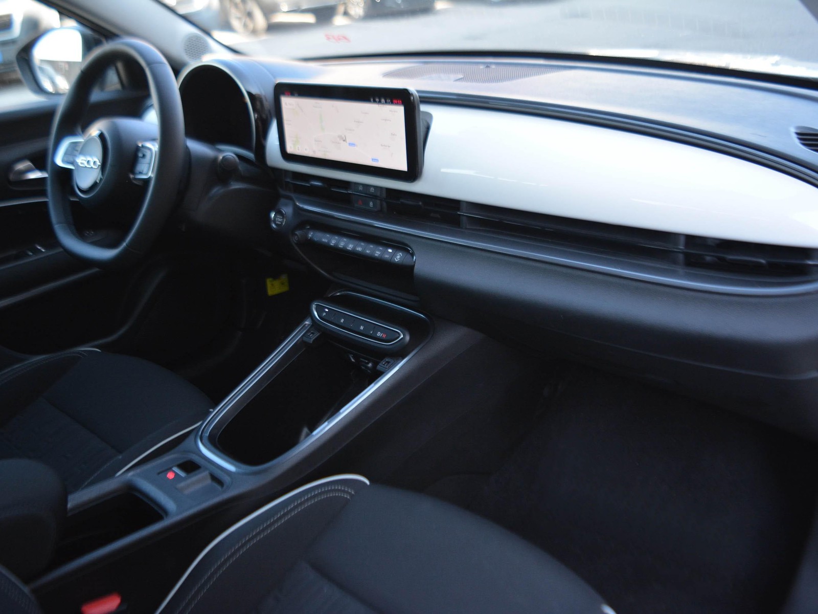 8 - Fiat 600 1.2 hybrid 145cv edct