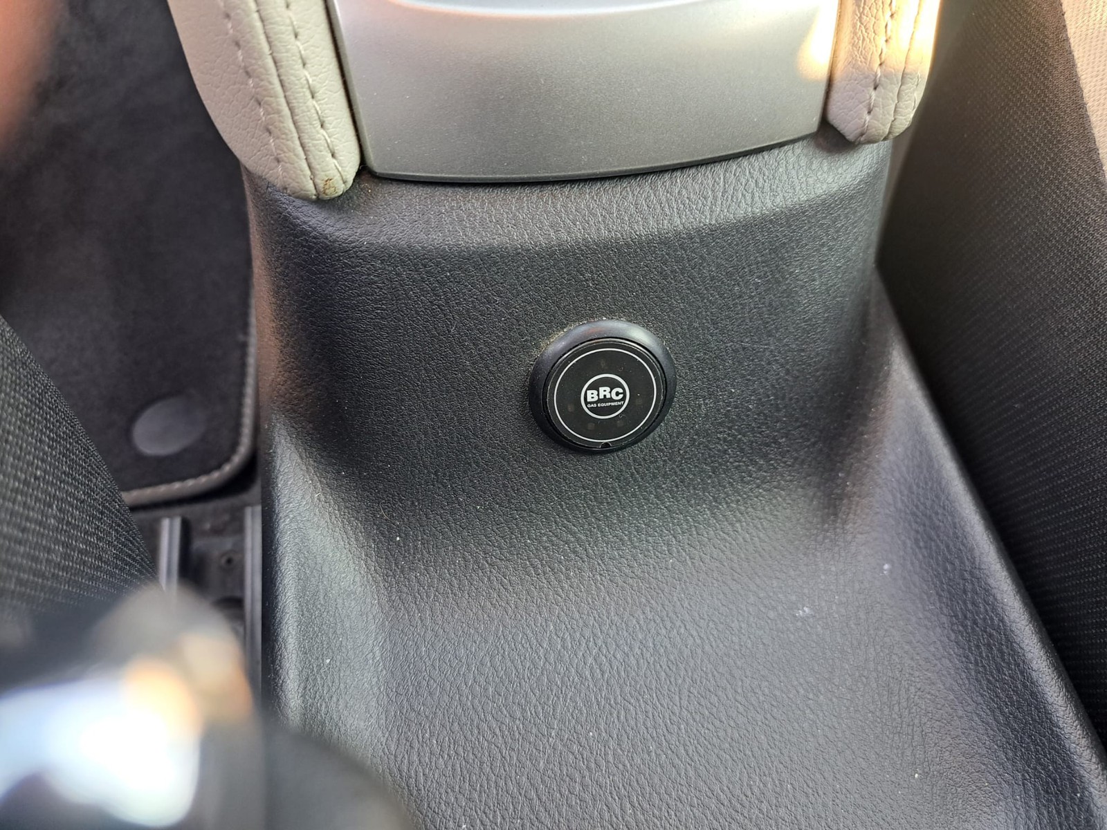 15 - Nissan Micra 5 porte 1.0 ig-t eco n-design