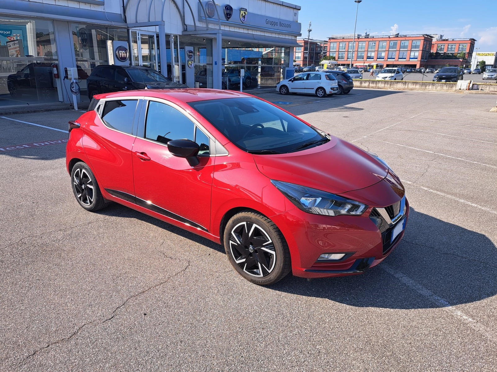 8 - Nissan Micra 5 porte 1.0 ig-t eco n-design