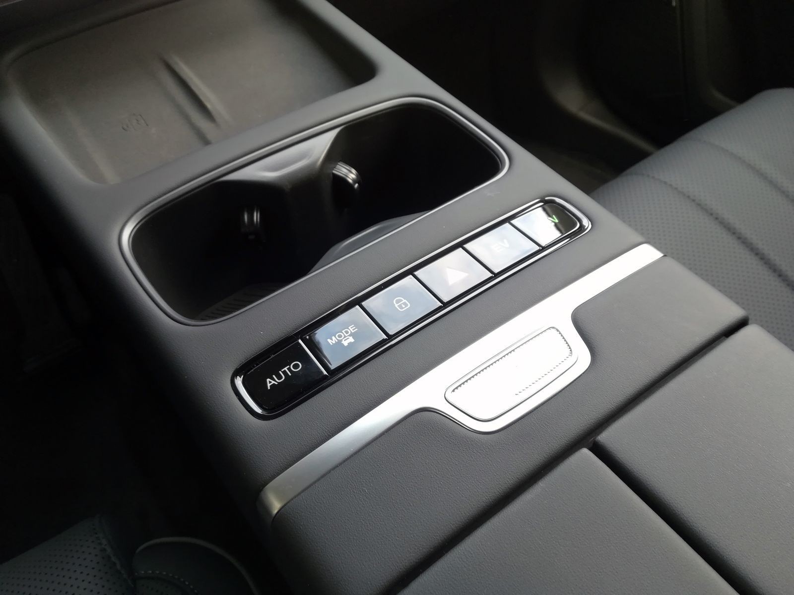 21 - Jaecoo 7 JAECOO SHS-P PHEV 1.5TGDI DHT1 Exclusive (2WD)