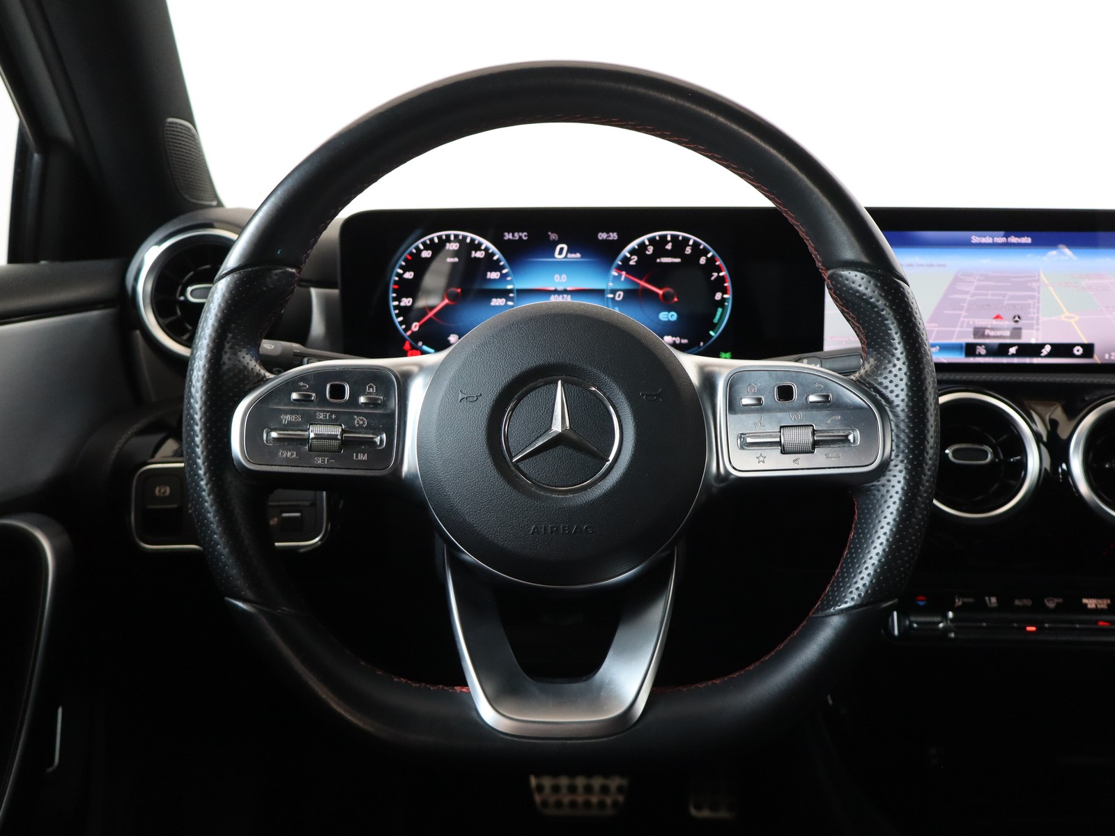 16 - Mercedes Classe A 250 e plug-in hybrid (e eq-power) premium 8g-dct