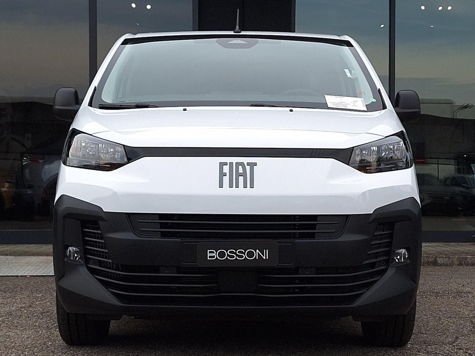 2 - Fiat Professional Scudo Van  M 1.5 Diesel 120cvManuale